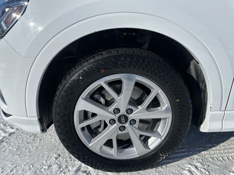 2025 Audi Q3 40 TFSI quattro - $142.79 /Wk 2,000 cc 4 cyl thumb 16
