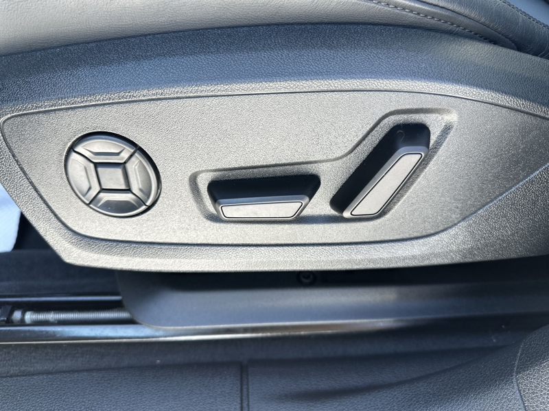 2025 Audi Q3 40 TFSI quattro - $142.79 /Wk 2,000 cc 4 cyl thumb 18