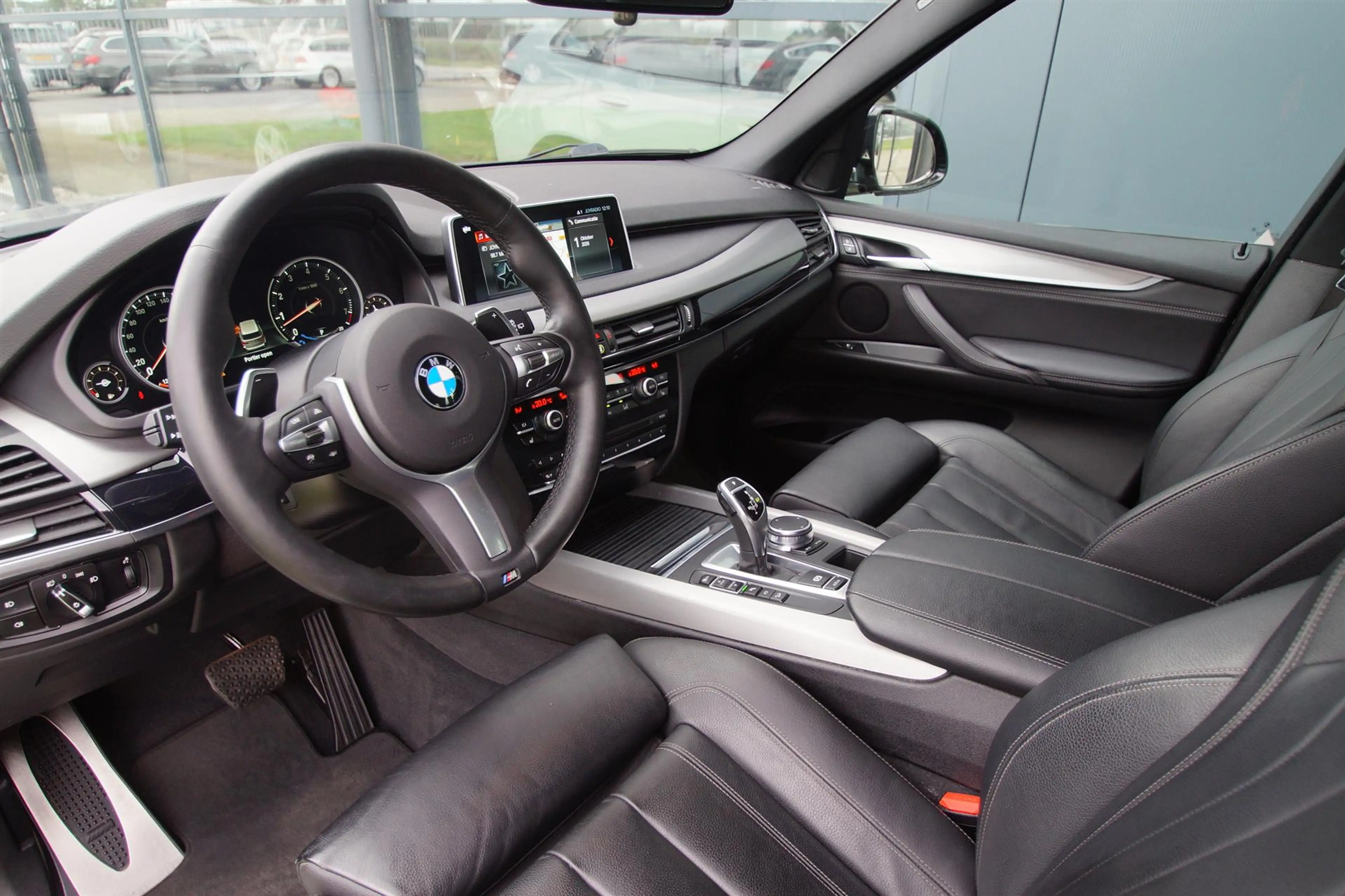 BMW X5 xDrive35i M-Sport*NL-Auto*DrivingPlus*LED+*HUD*HiF — photo 29