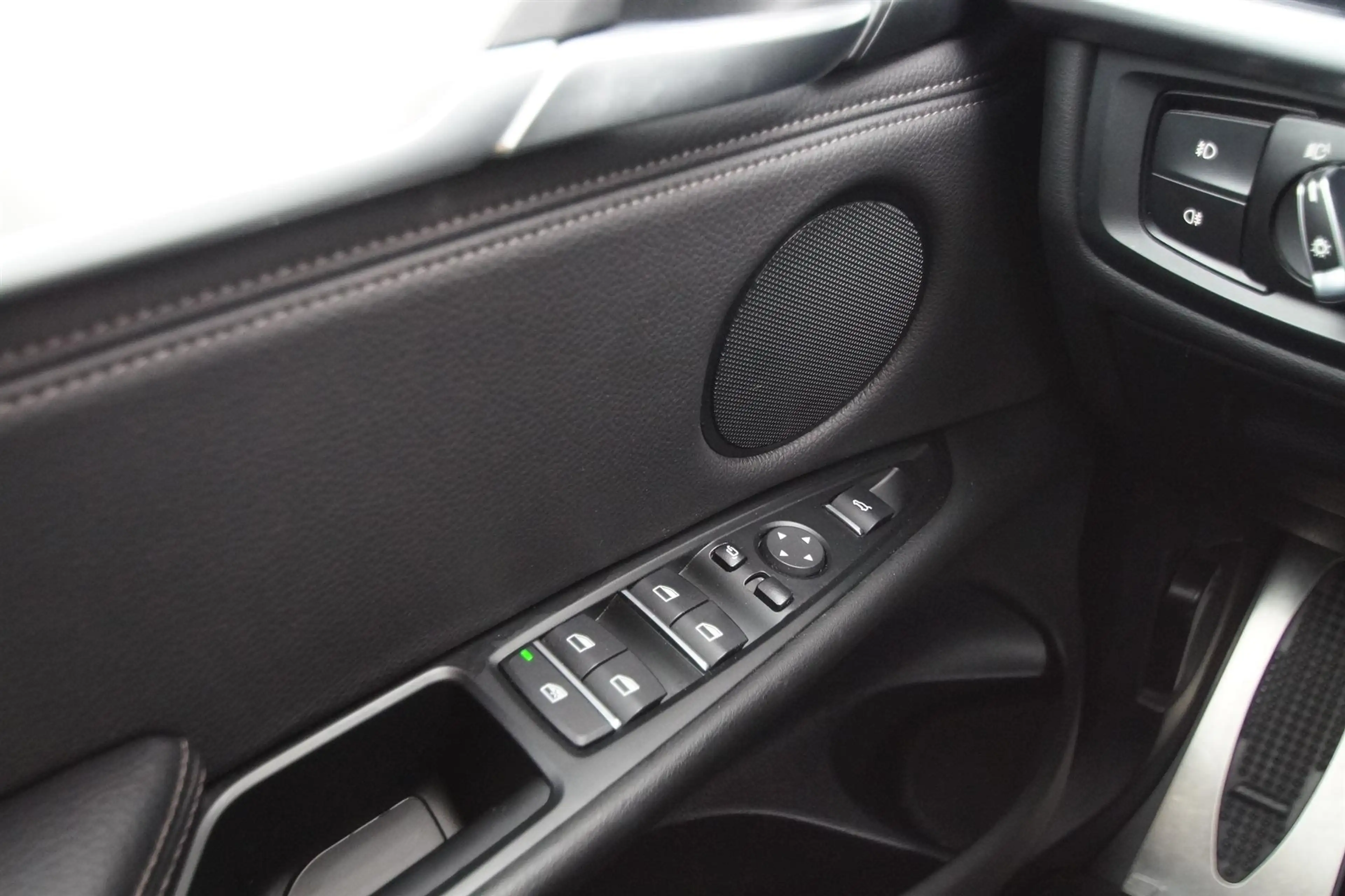 BMW X5 xDrive35i M-Sport*NL-Auto*DrivingPlus*LED+*HUD*HiF — photo 37