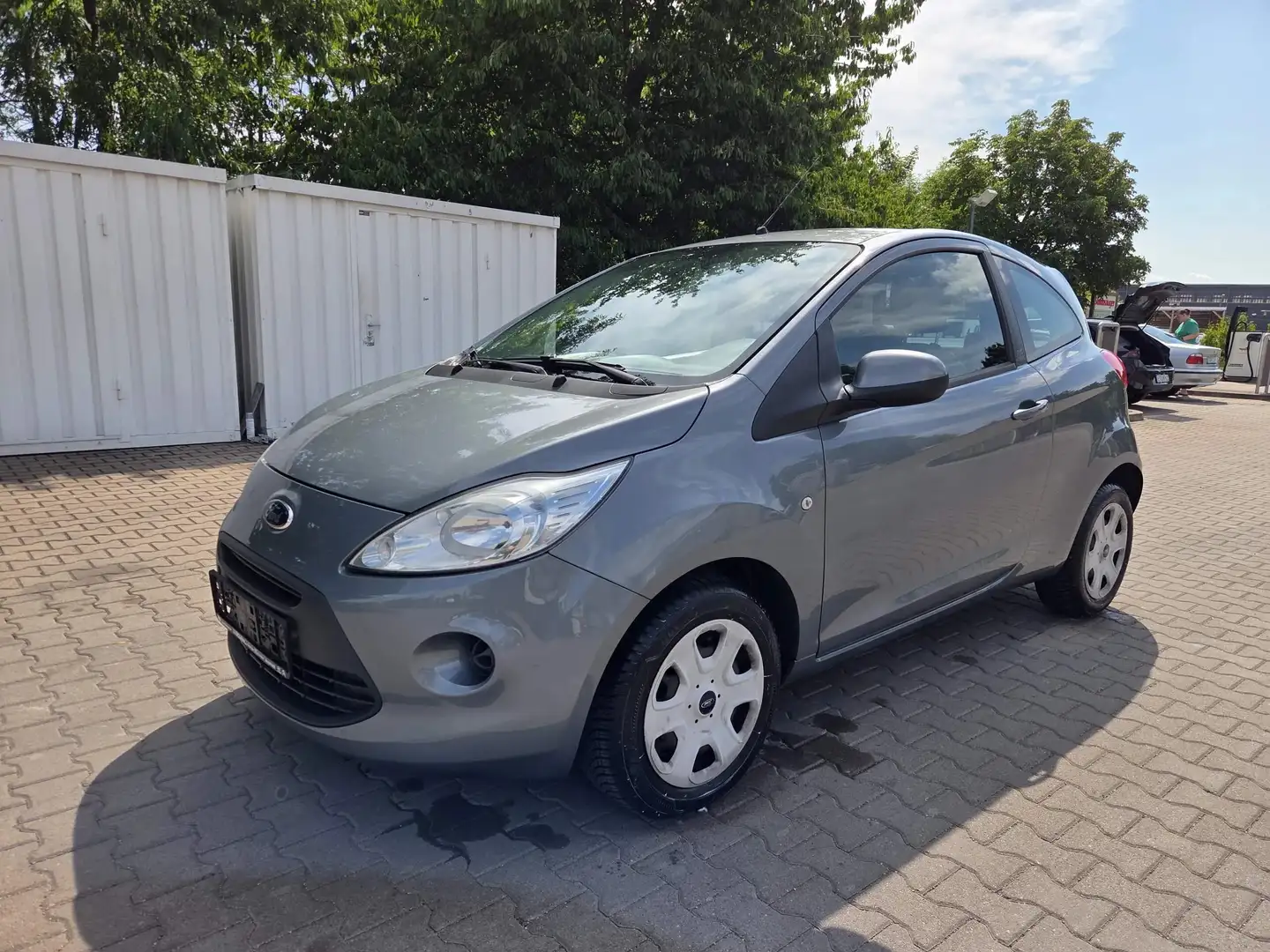 Ford Ka/Ka+ Trend+Klima+1 Hand+TÜV NEU Grau - 1