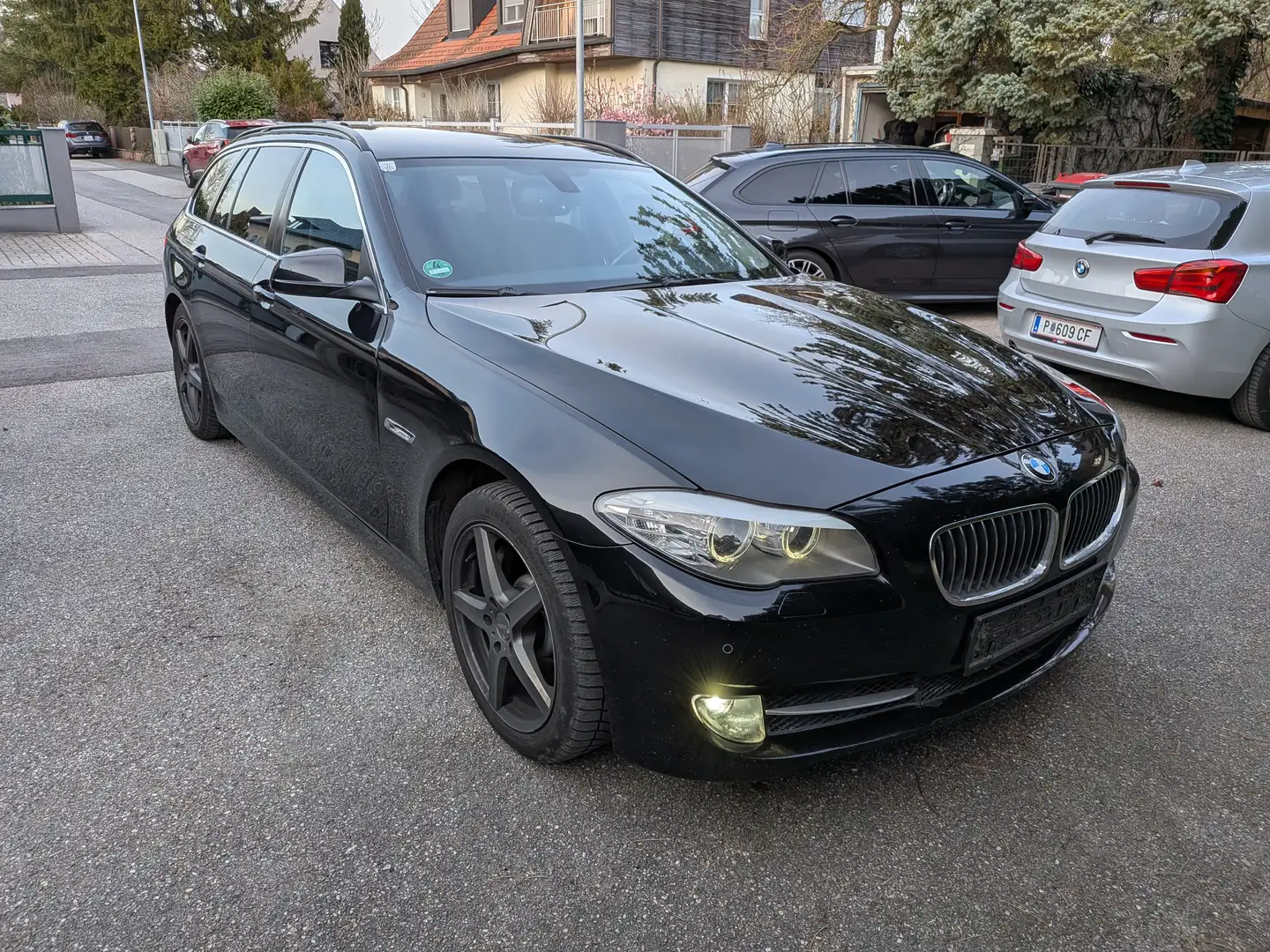 BMW 530 530d Touring Schwarz - 1