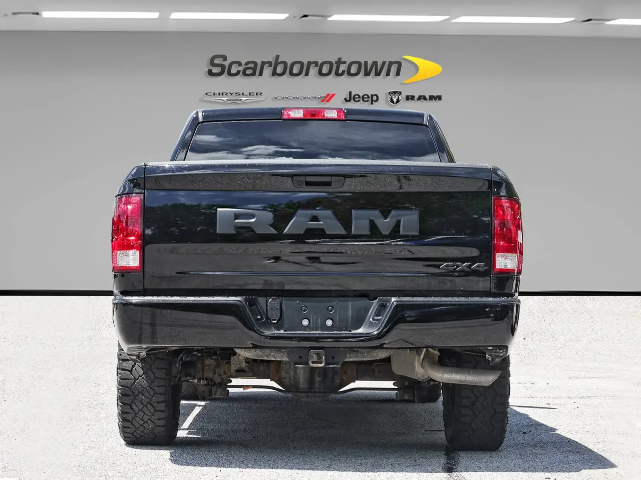 RAM 1500 снимка RAM 1500