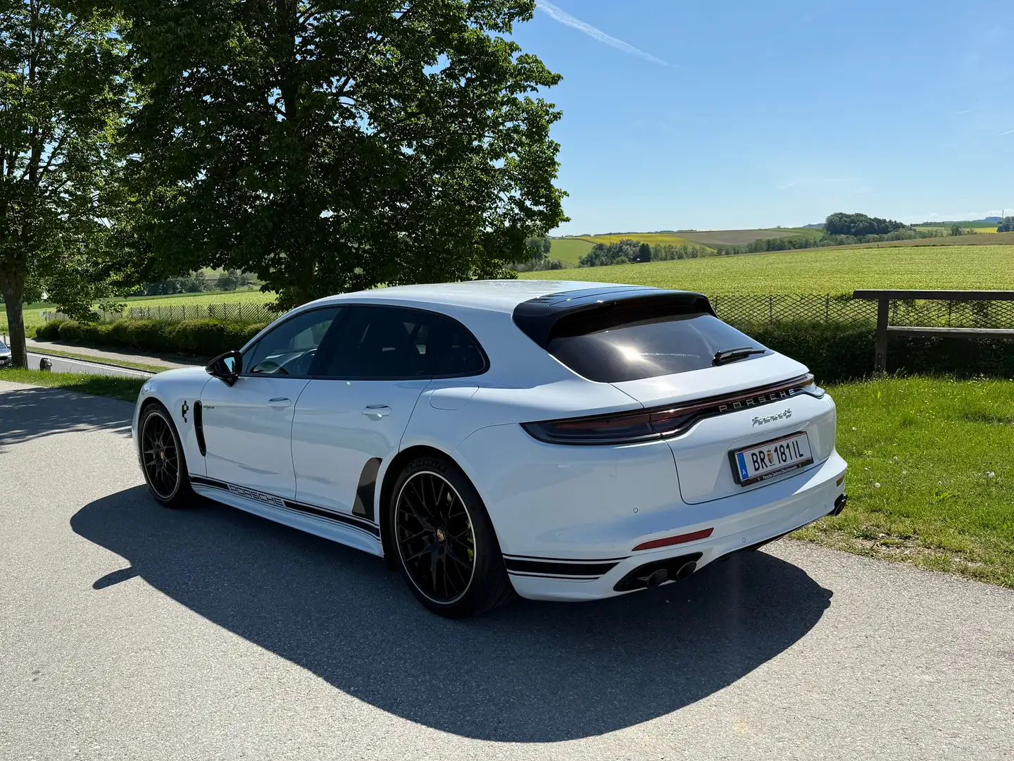 Porsche Panamera Panamera 4 S E-Hybrid PHEV Sport  Turismo Weiß - 1