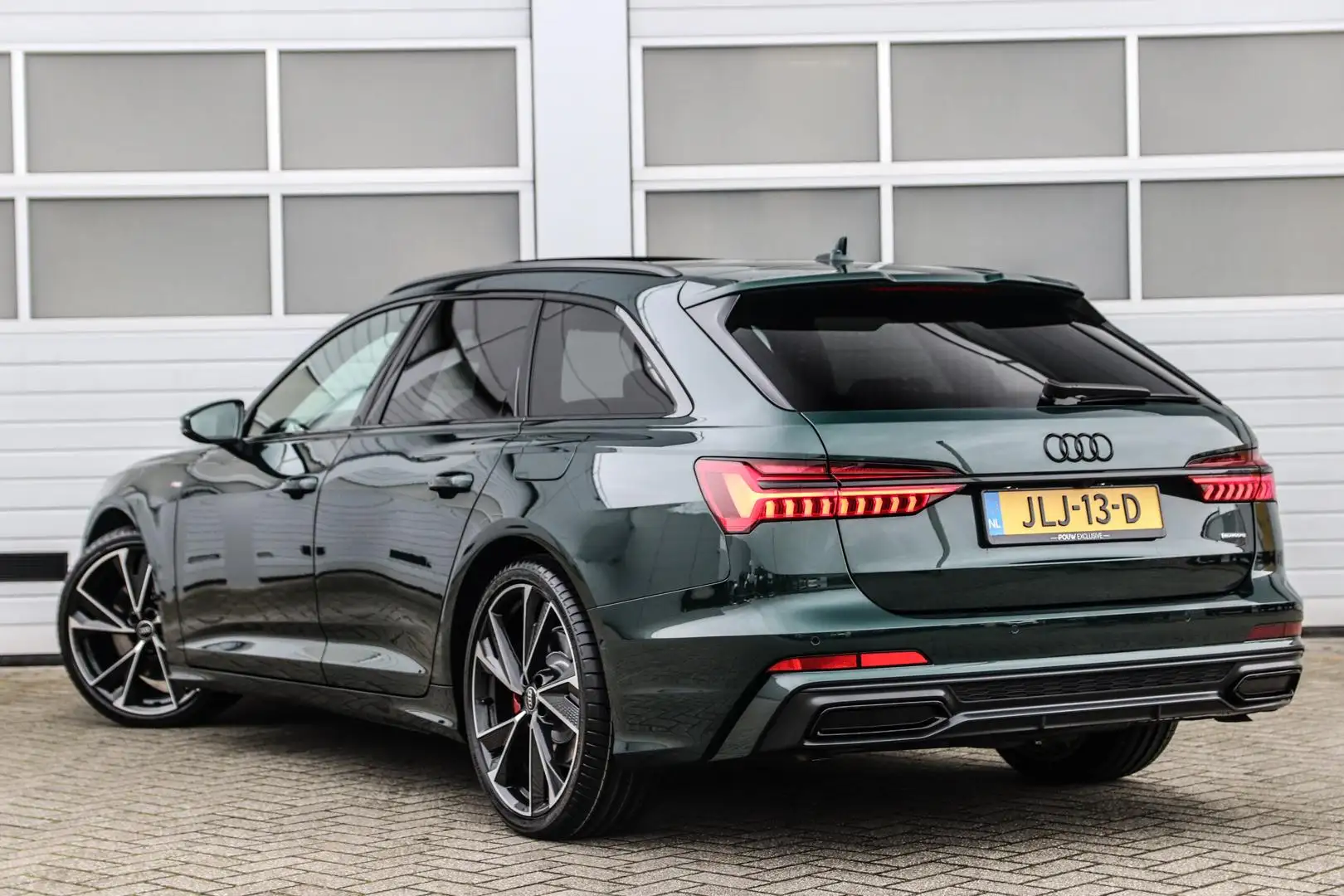 Audi A6 Avant 55 TFSIe 367pk Quattro S-Line Competition | Verde - 2