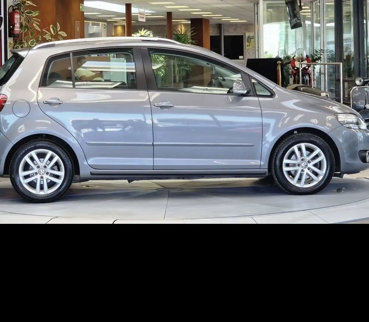Volkswagen Golf Plus Highline 2,0 TDI DPF DSG - 1