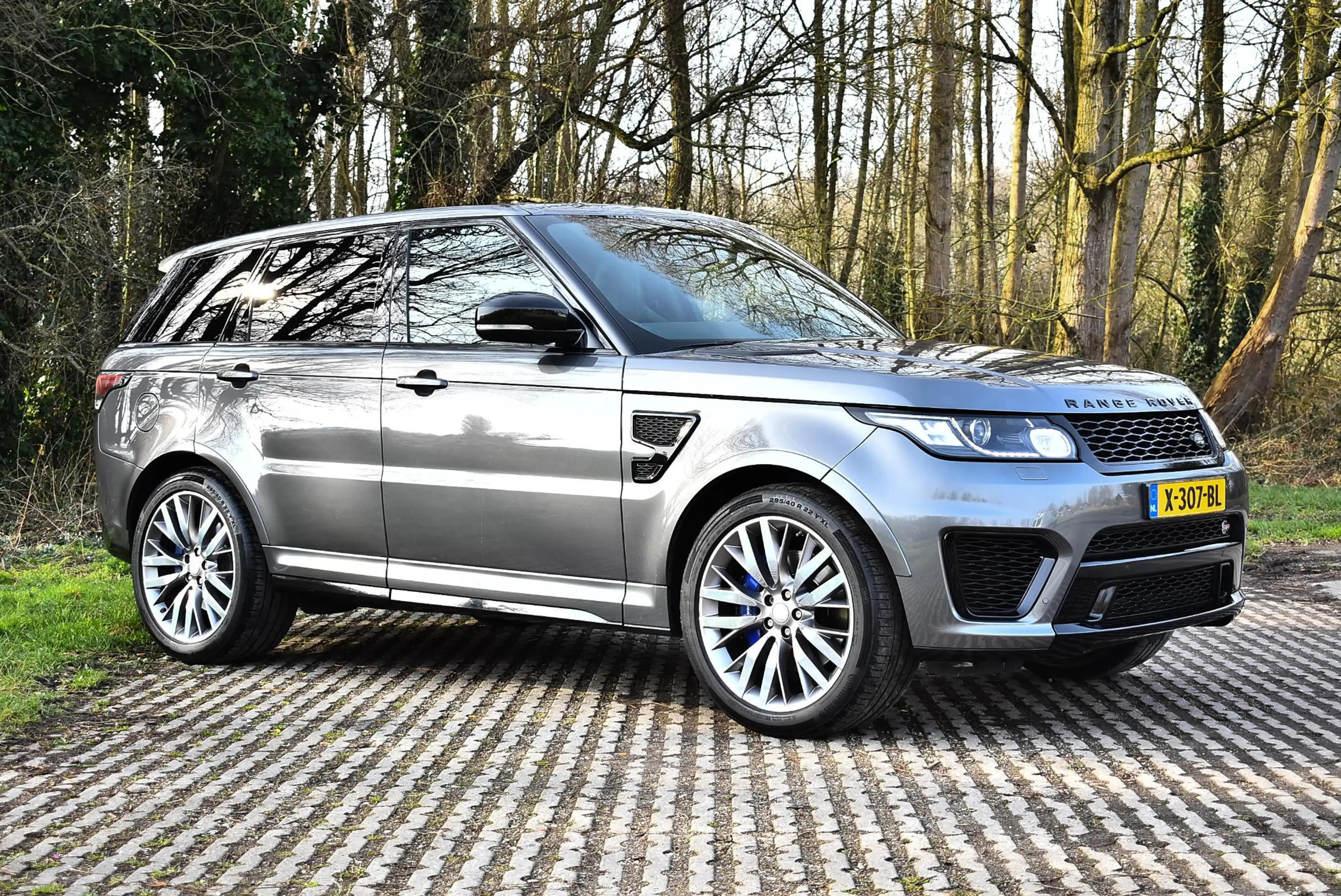 Land Rover Range Rover Sport 5.0 V8 Supercharged SVR — photo 3