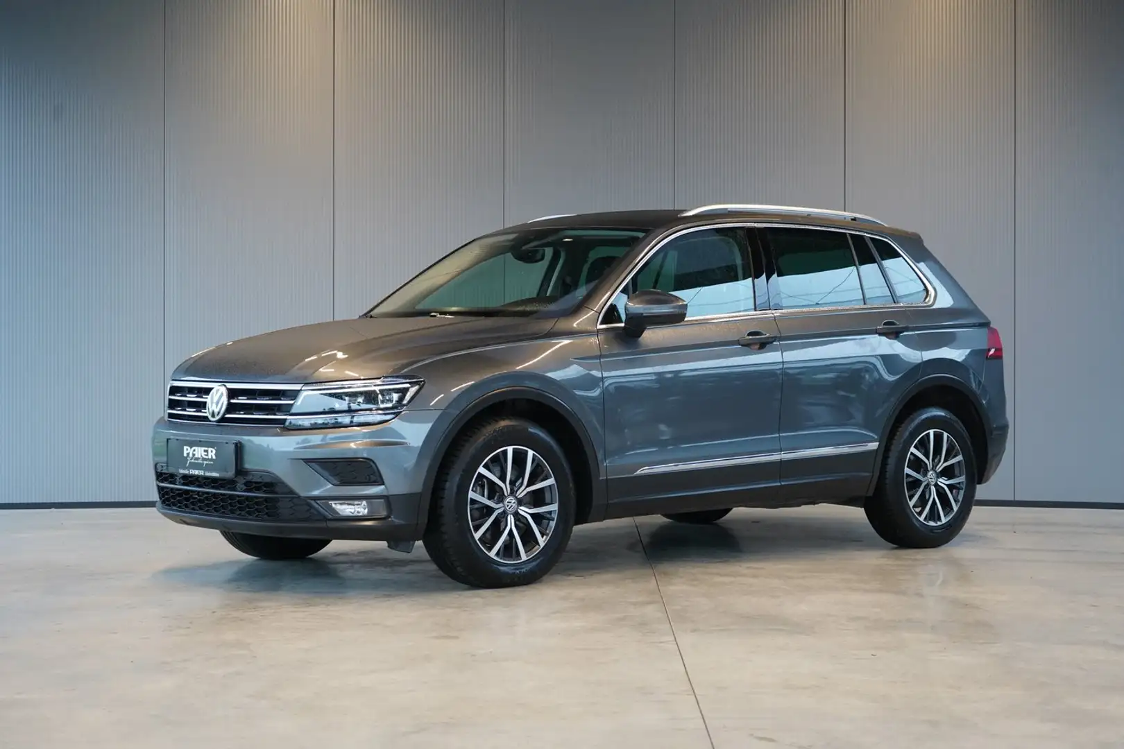 Volkswagen Tiguan Comfortline TSI 4MOTION DSG Grau - 1