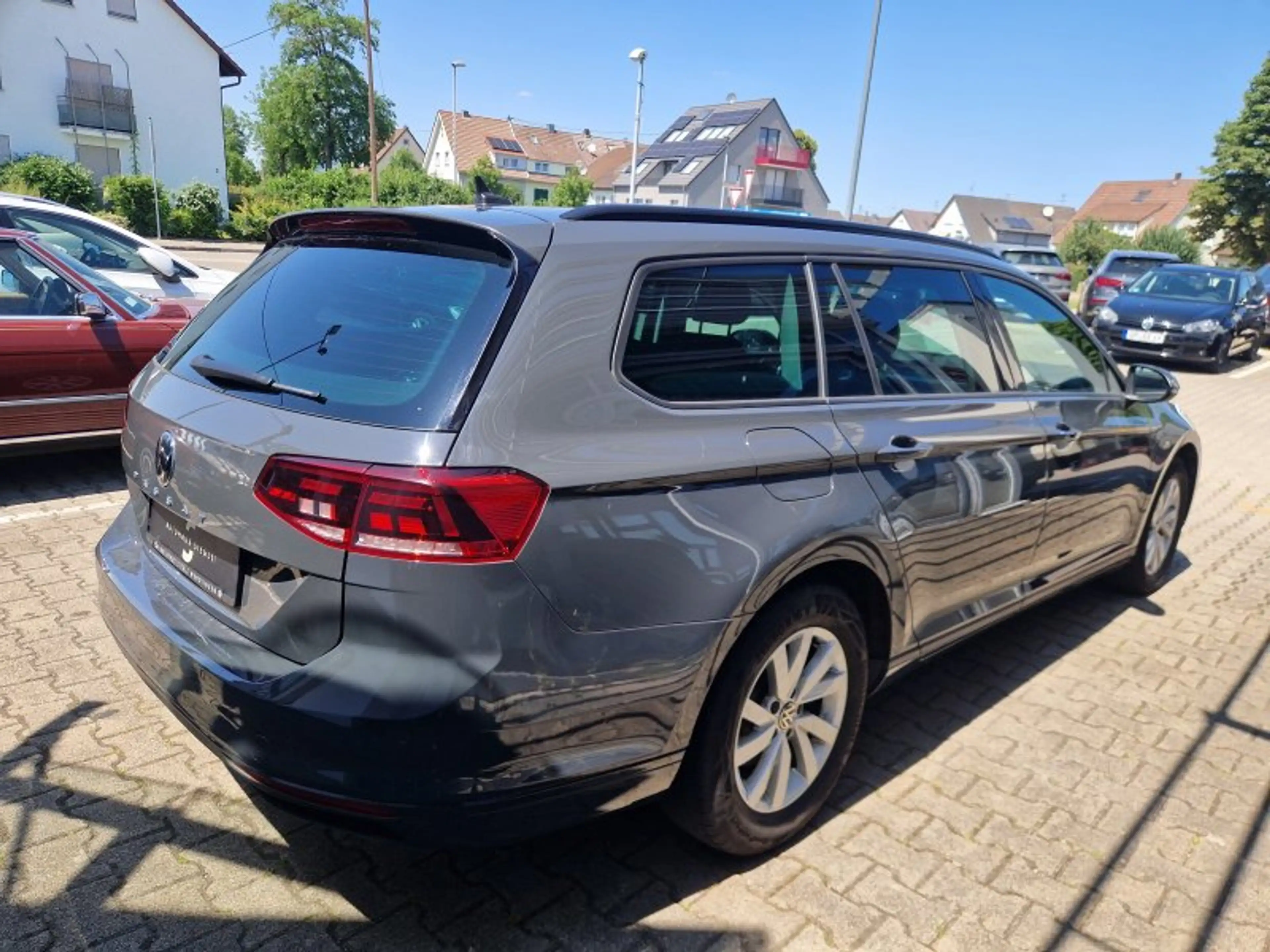 Volkswagen Passat Variant 2.0 TDI DSG Navi LED Kamera ACC Sitzheizung ALU — photo 6