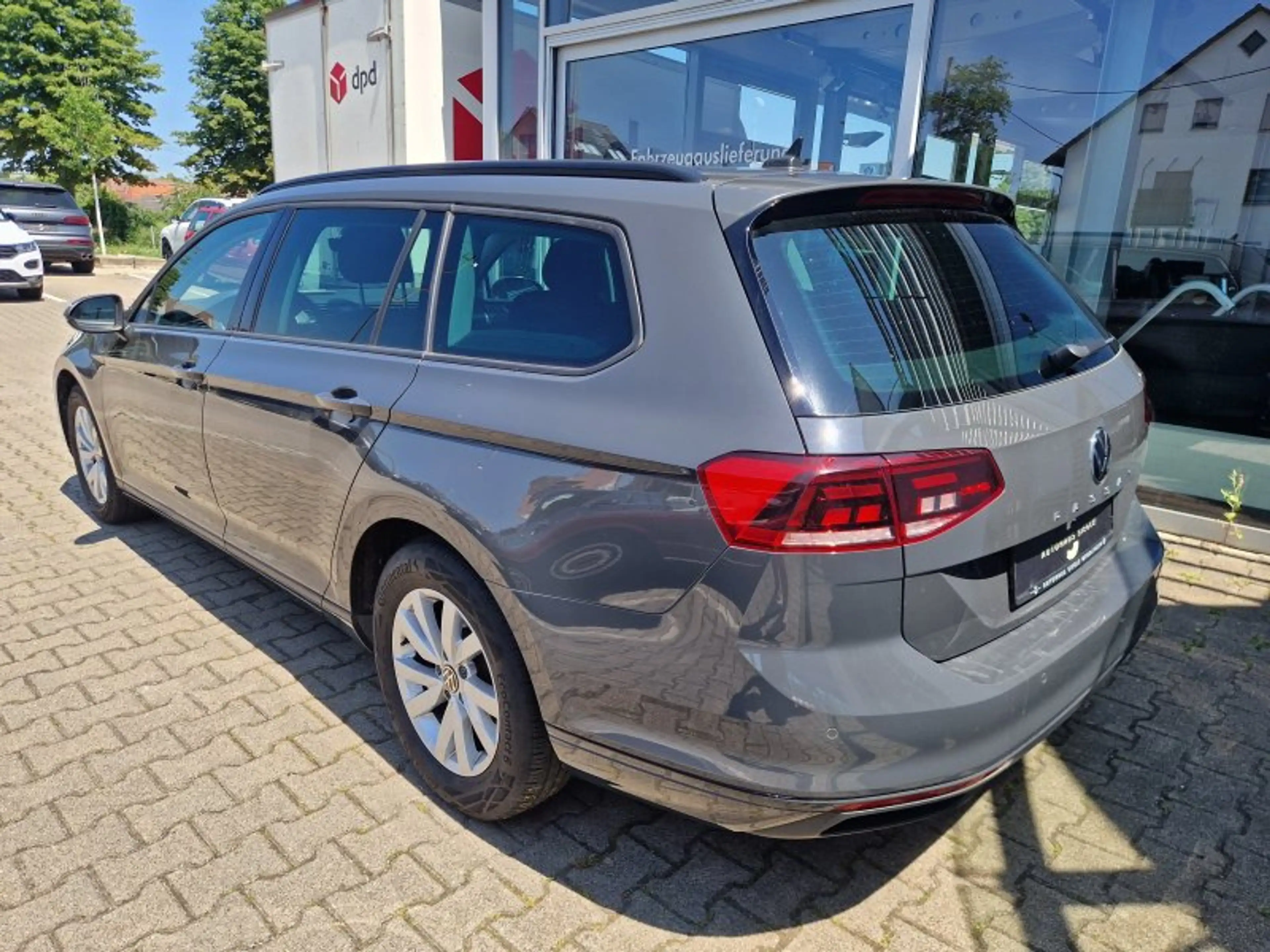 Volkswagen Passat Variant 2.0 TDI DSG Navi LED Kamera ACC Sitzheizung ALU — photo 7