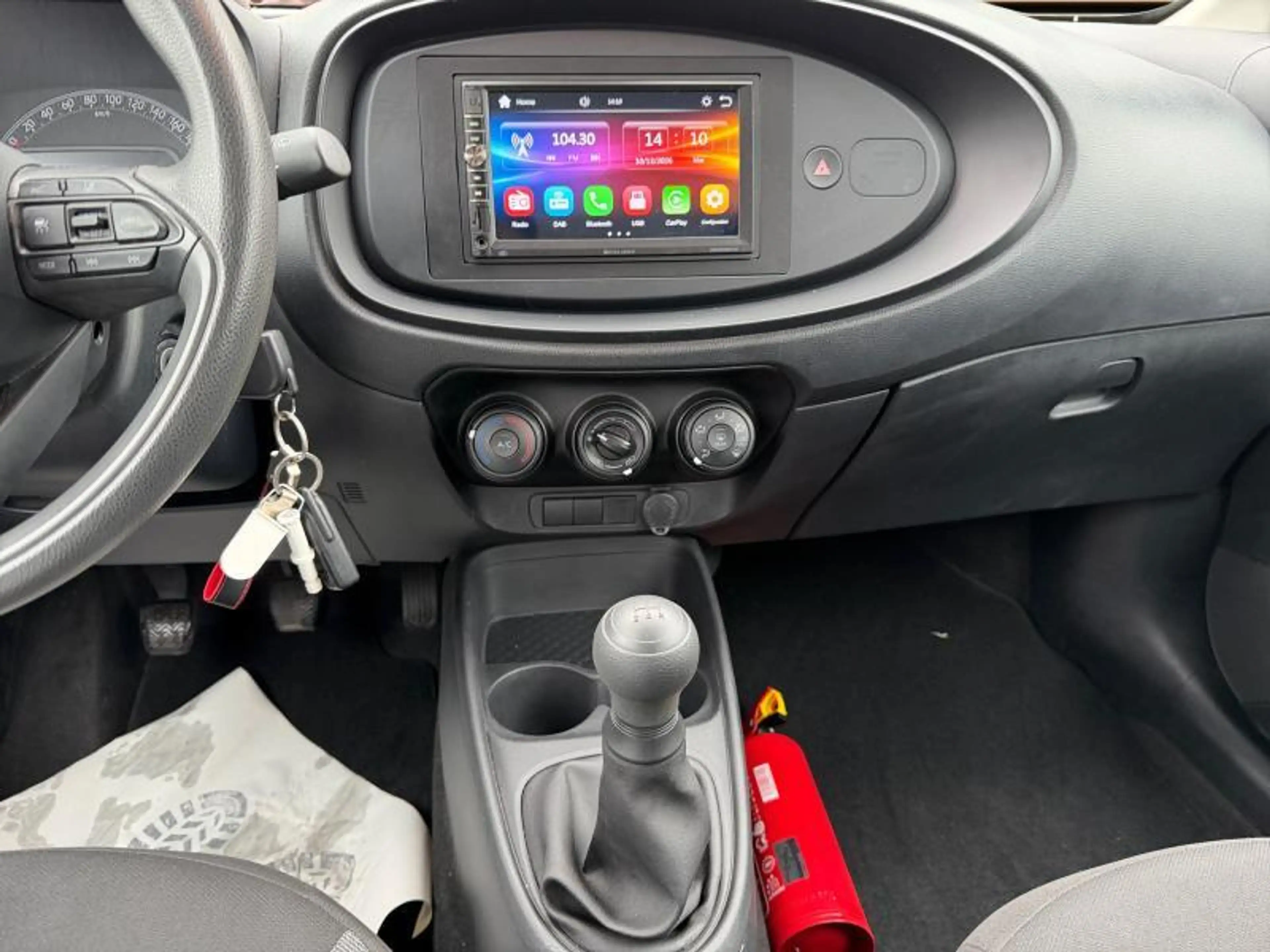 Toyota Aygo X Play — photo 14
