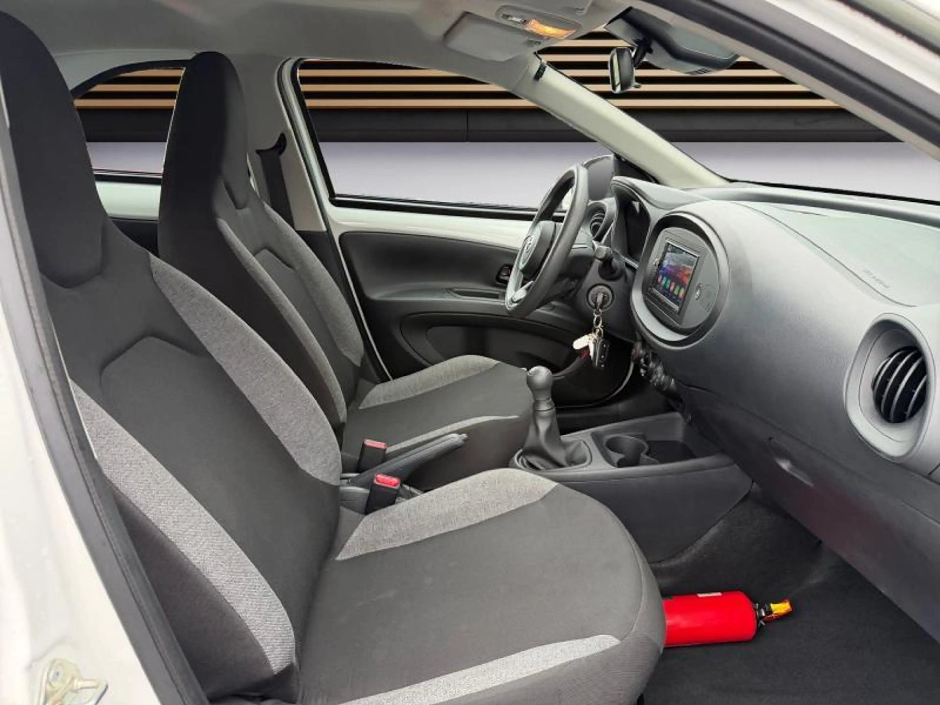 Toyota Aygo X Play — photo 11