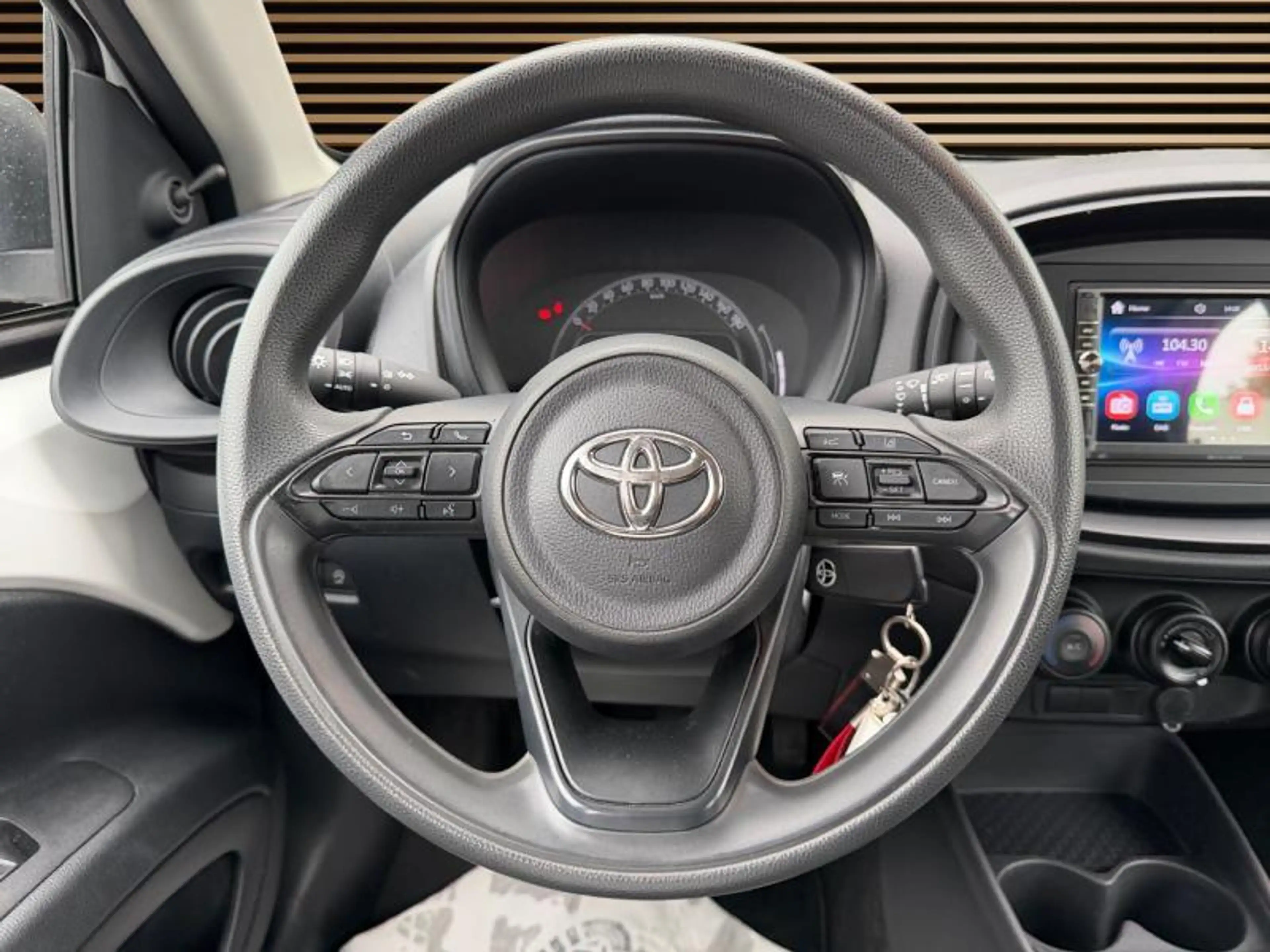 Toyota Aygo X Play — photo 15