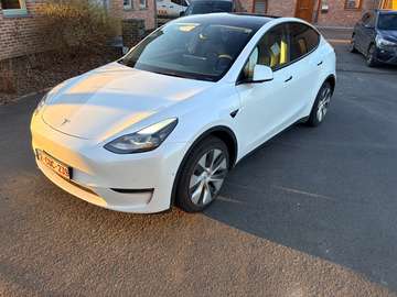 Model Y 72.5 kWh Dual Motor Performance (377 kW)