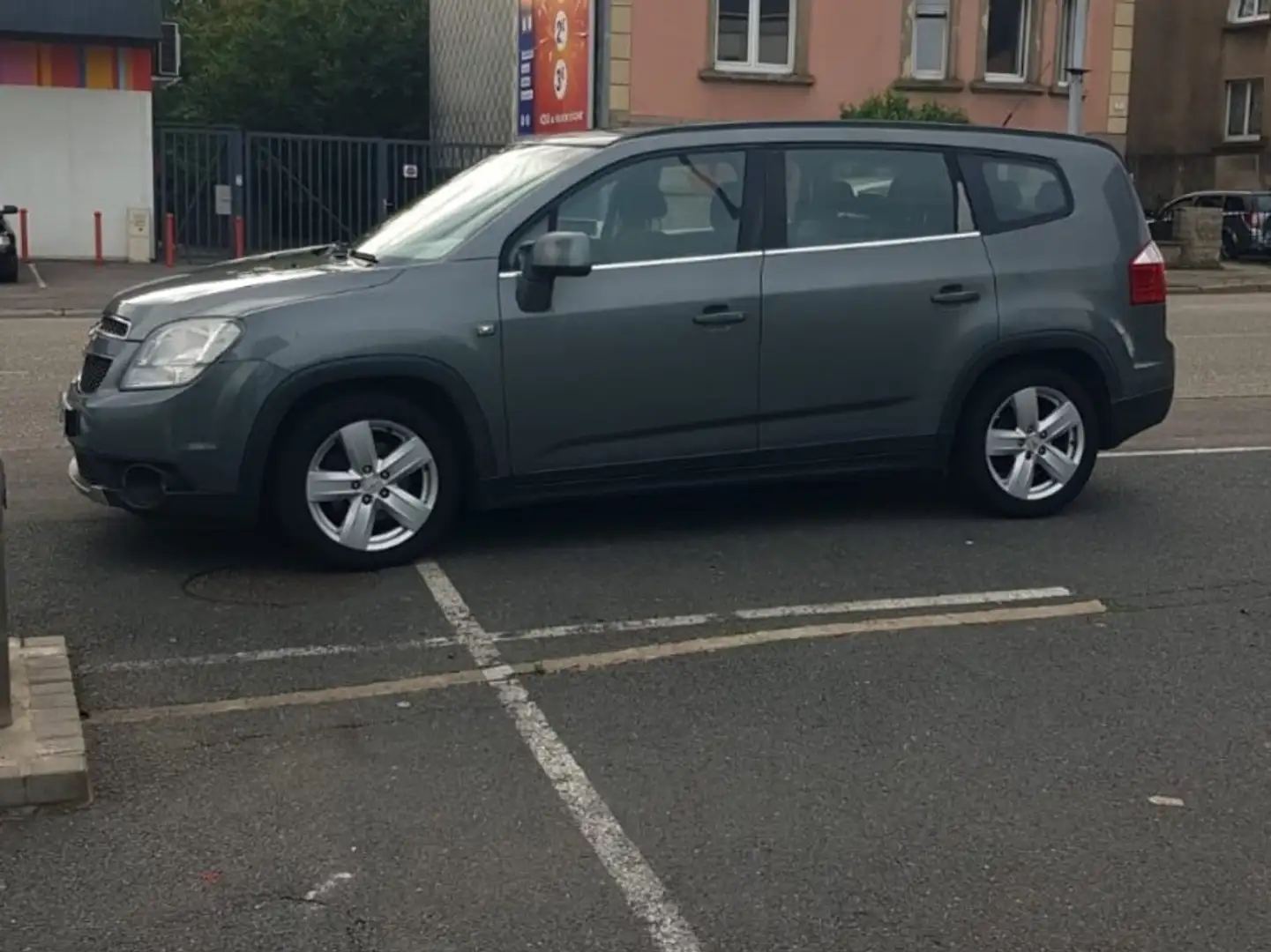 Chevrolet Orlando 2.0 VCDi 163 LTZ Grigio - 1