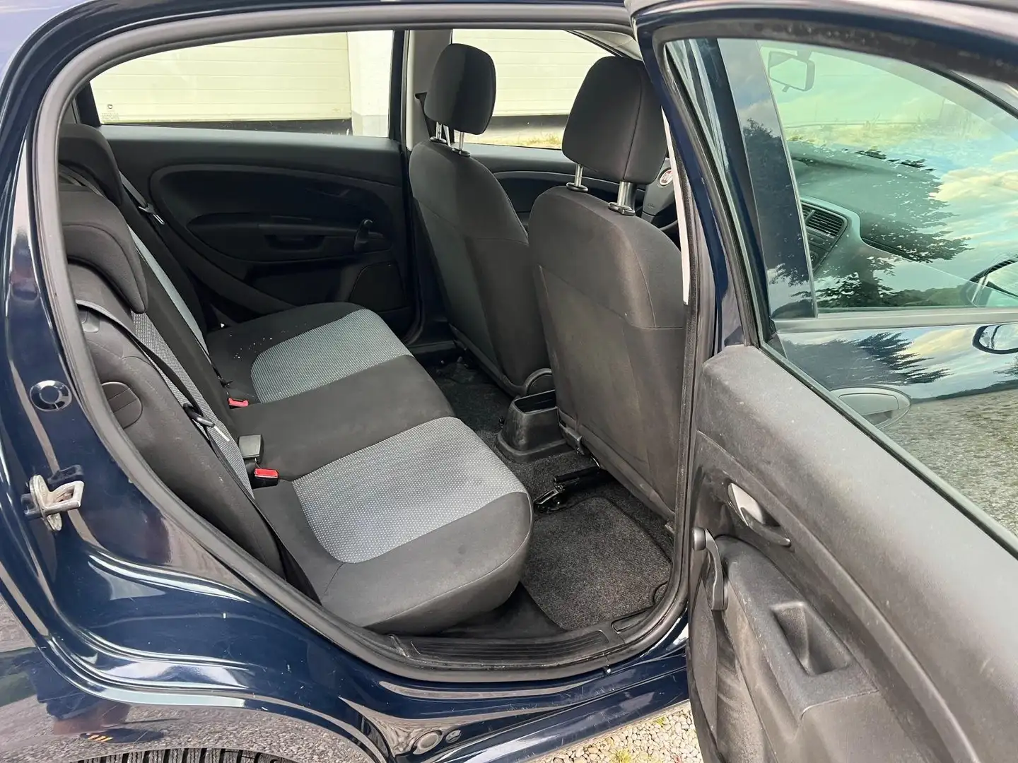 Fiat Punto Punto 1,4 70 Natural Power PopPop Blau - 2