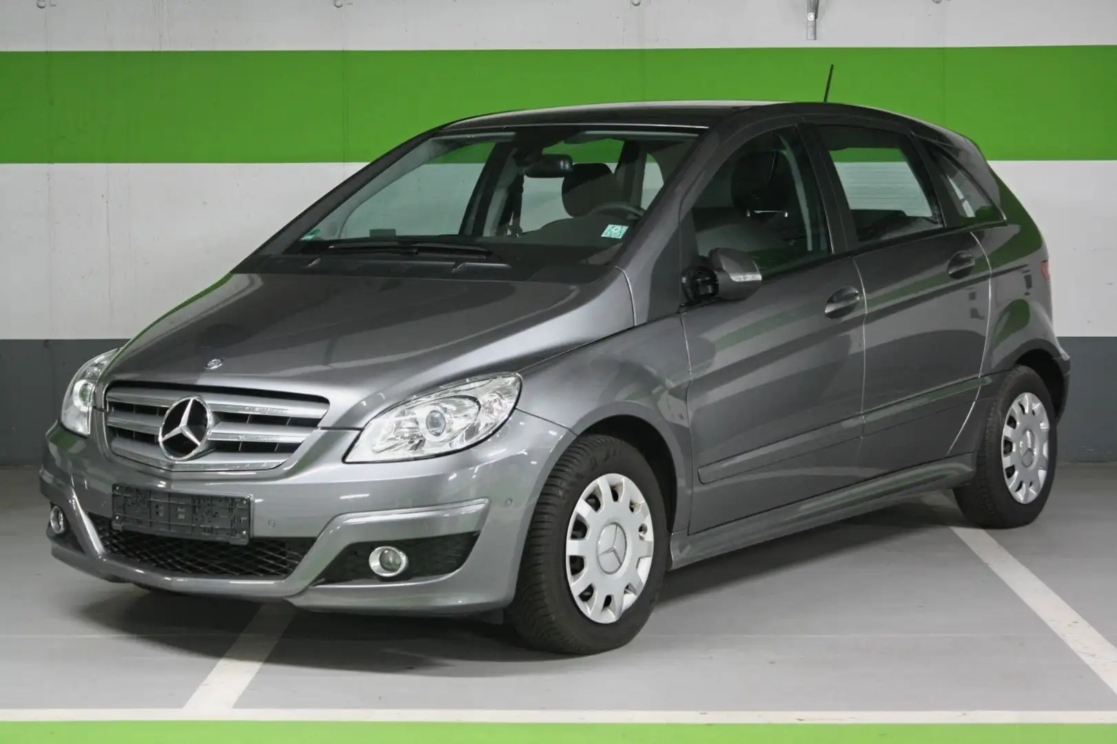 Mercedes-Benz B 160 Automatik aus 1. Hand Gewährleistung Grau - 1