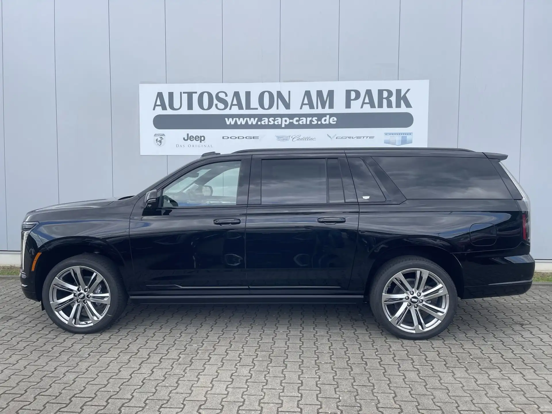 캐딜락 Cadillac Escalade 2026 검정 사진 3