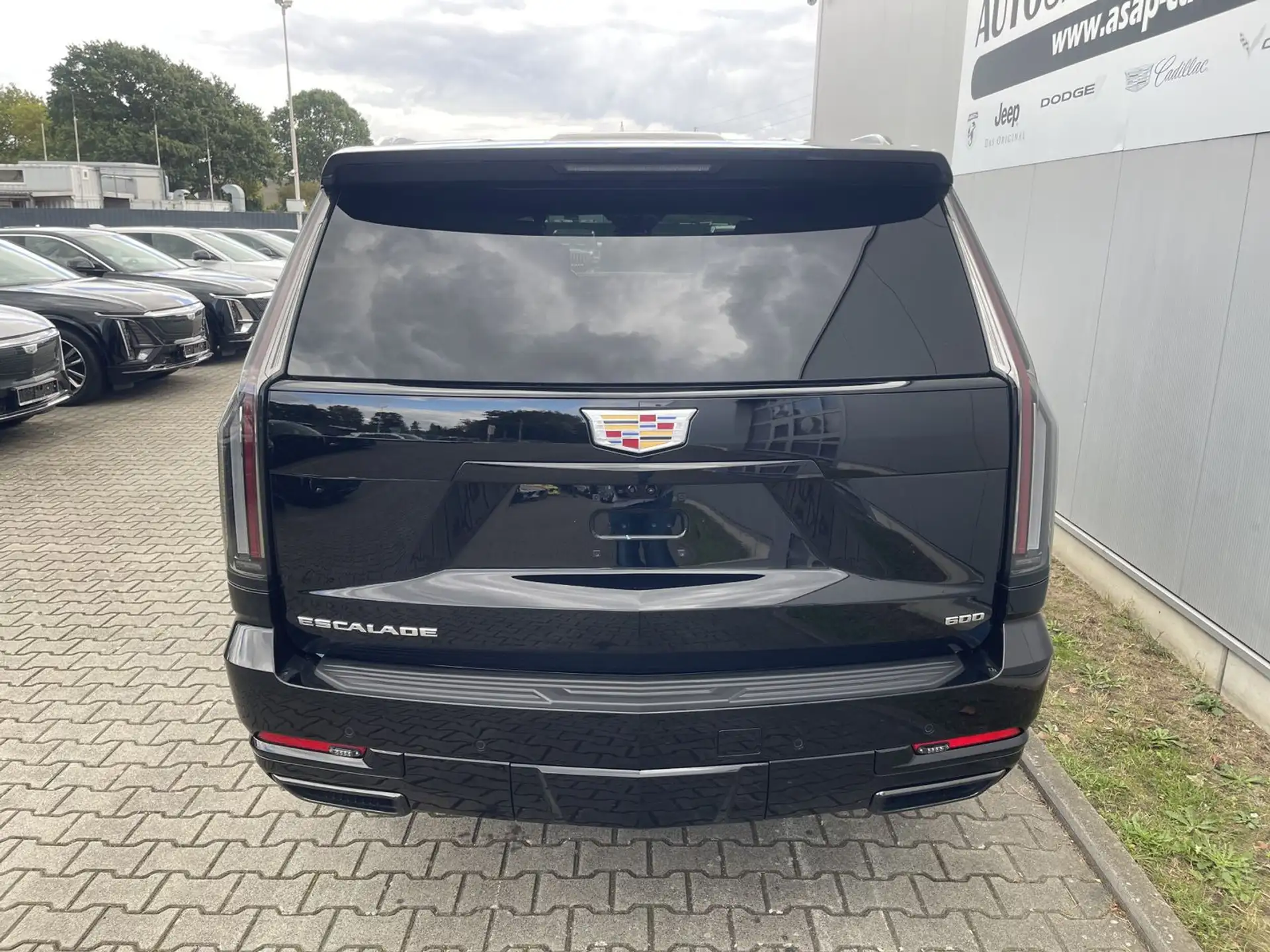 캐딜락 Cadillac Escalade 2026 검정 사진 4