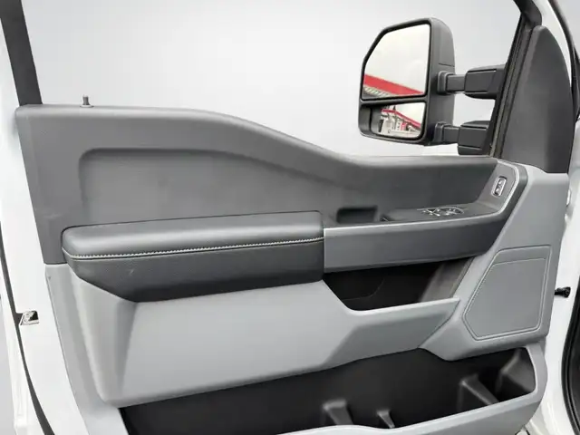 Ford F 550 2023 — photo 7