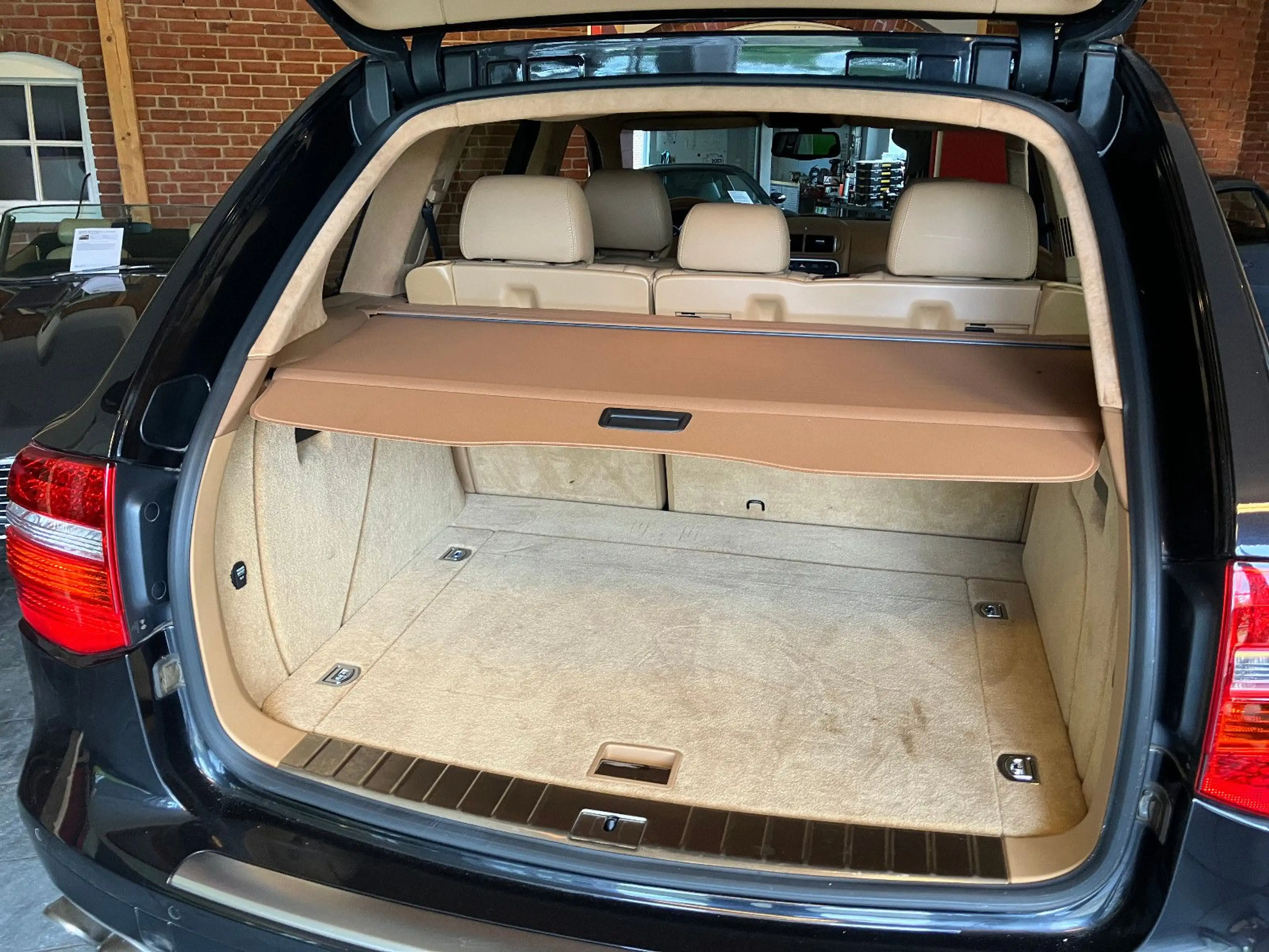 Porsche Cayenne Turbo *SCHW* 66TKM* — photo 6