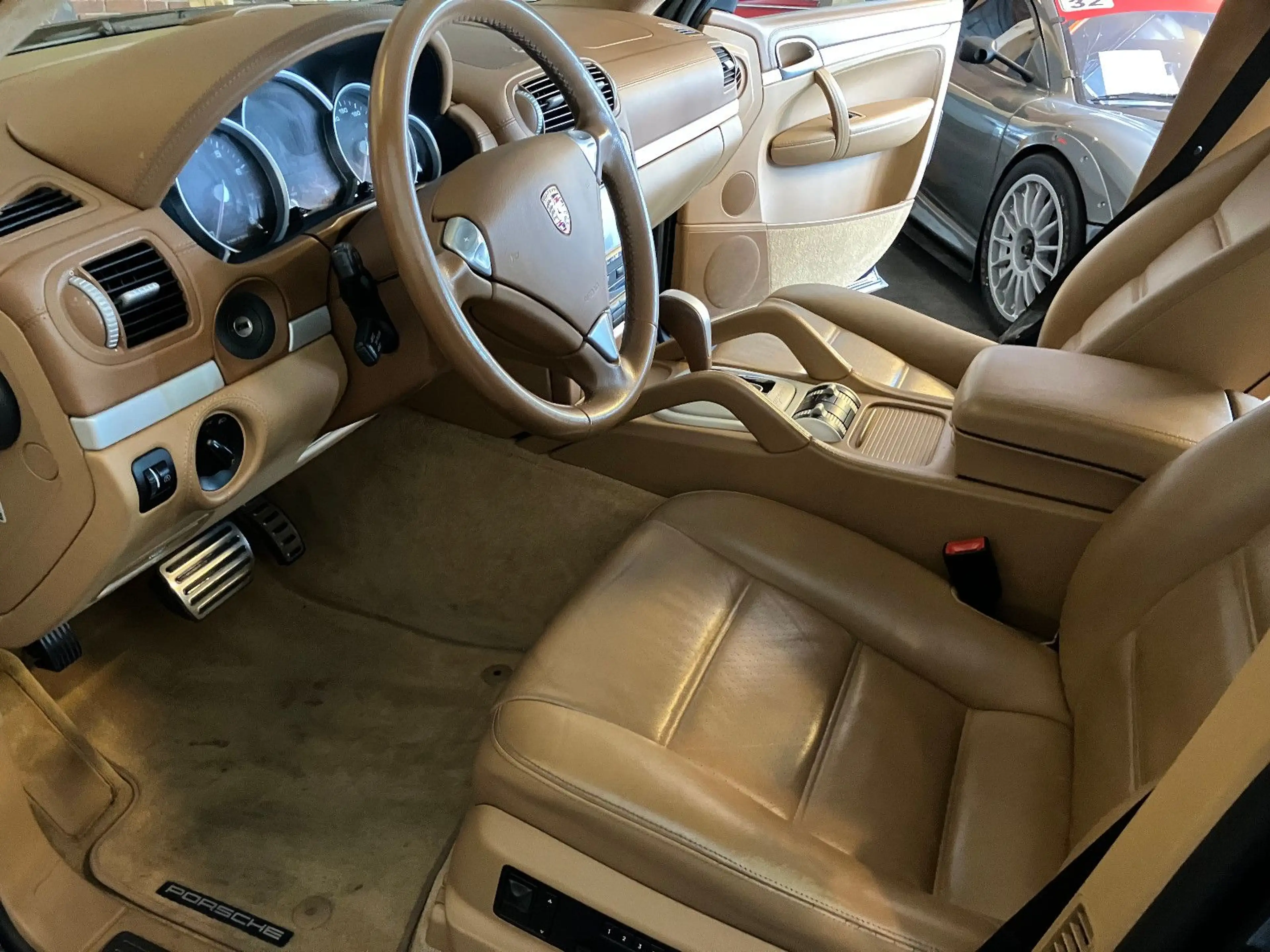 Porsche Cayenne Turbo *SCHW* 66TKM* — photo 8