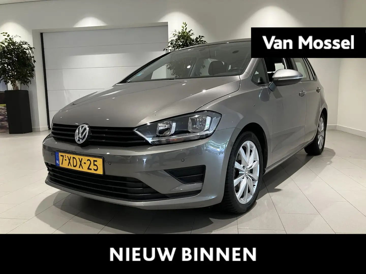 Volkswagen Golf Sportsvan 1.2 TSI Trendline 110 PK | Trekhaak | Navigatie | Gris - 1
