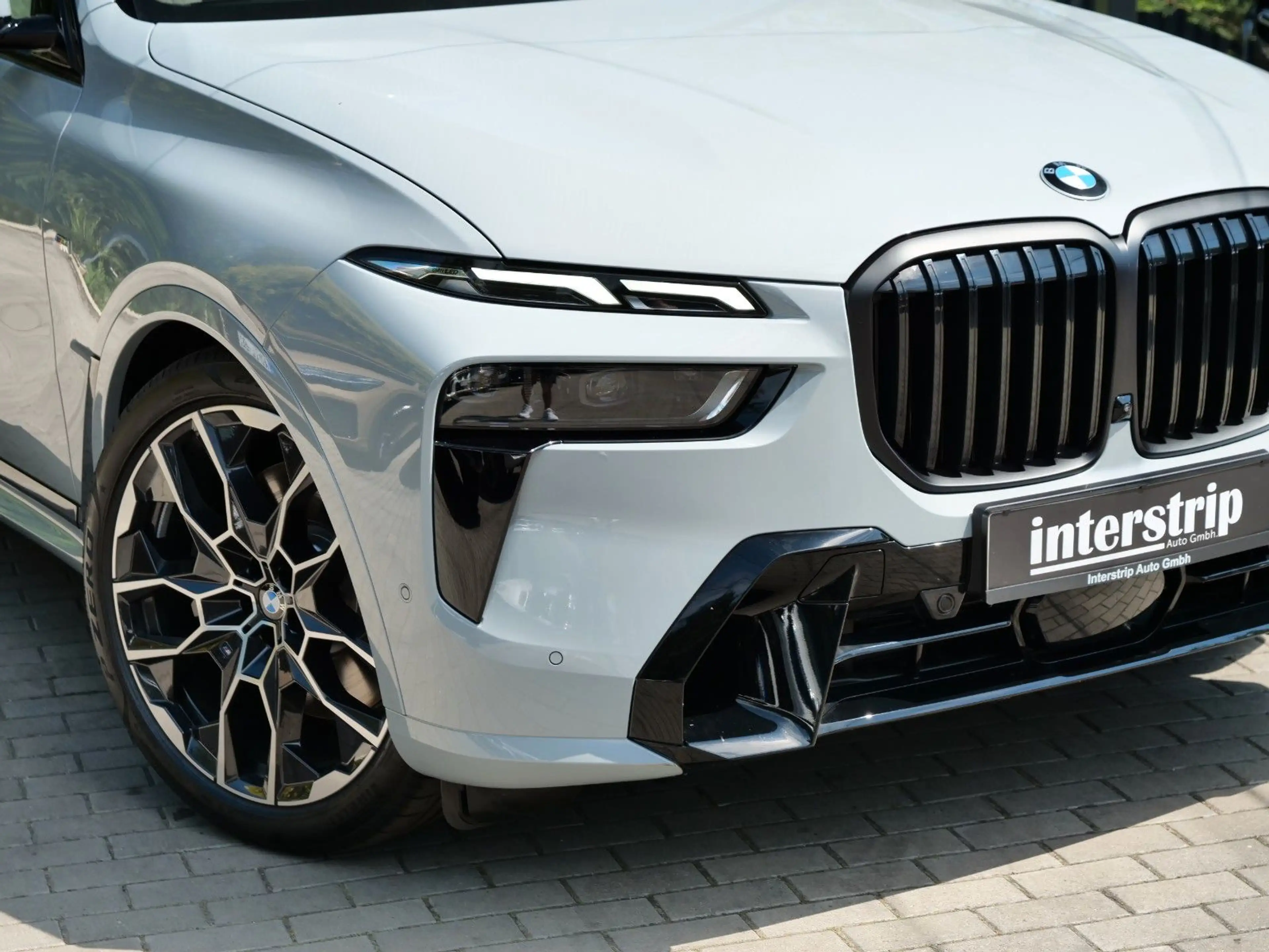 BMW X7 40d M SPORT.LUFTFE.PANO.SOFTCL.DR.ASS.PRO.AHK — photo 7