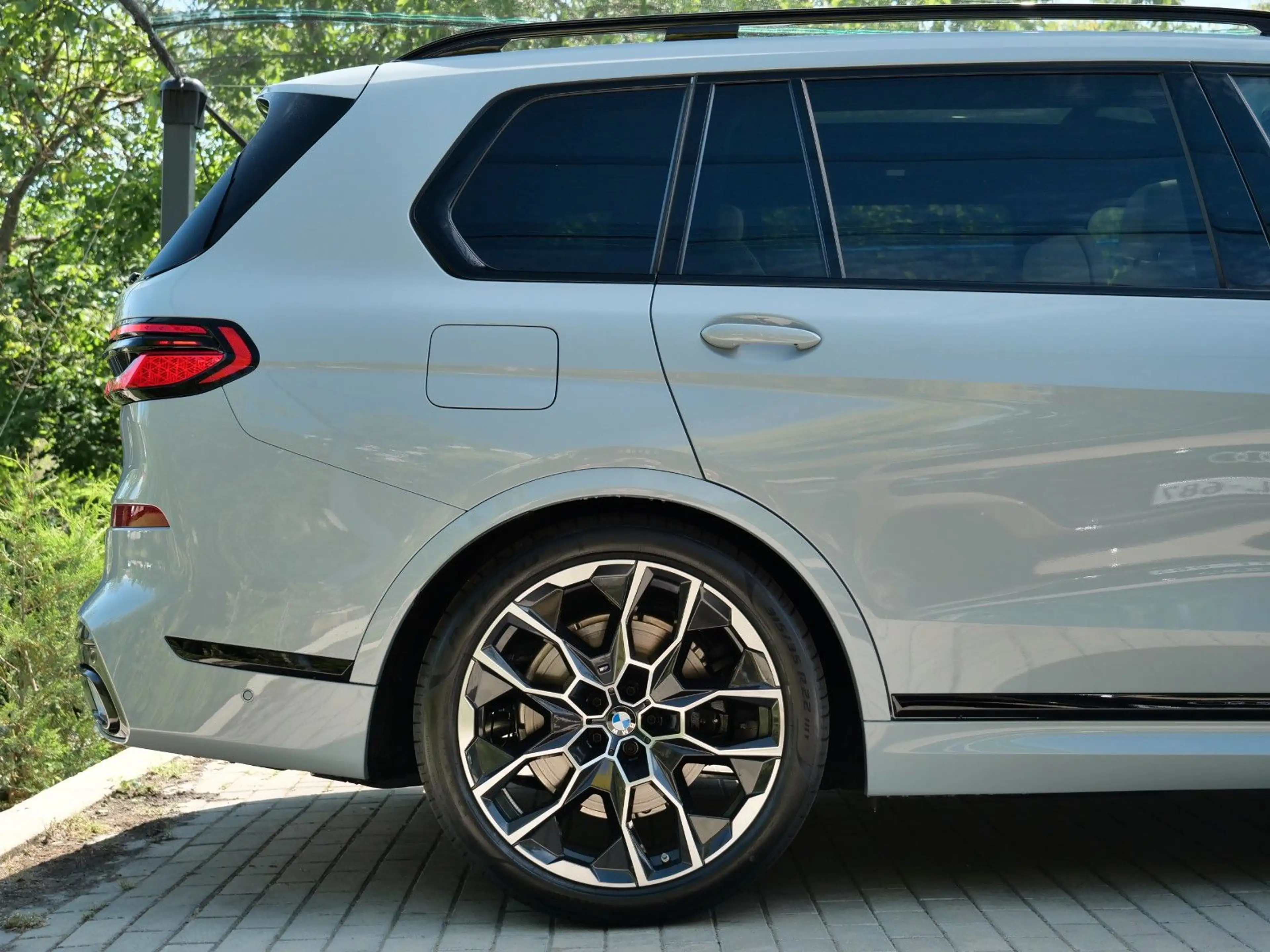 BMW X7 40d M SPORT.LUFTFE.PANO.SOFTCL.DR.ASS.PRO.AHK — photo 13