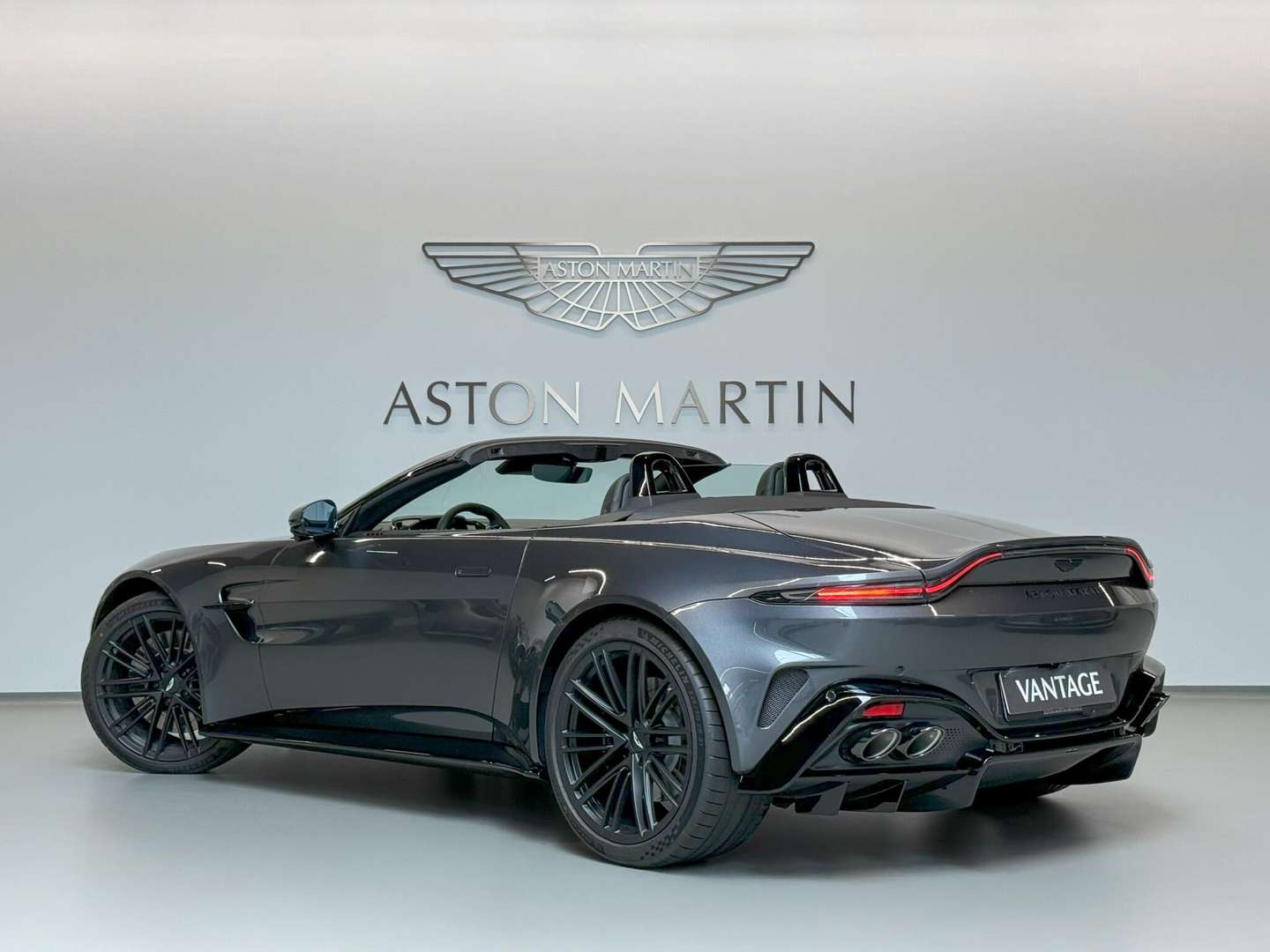 Aston Martin Vantage Roadster Non Identifiée -  - Joinsteer - #2