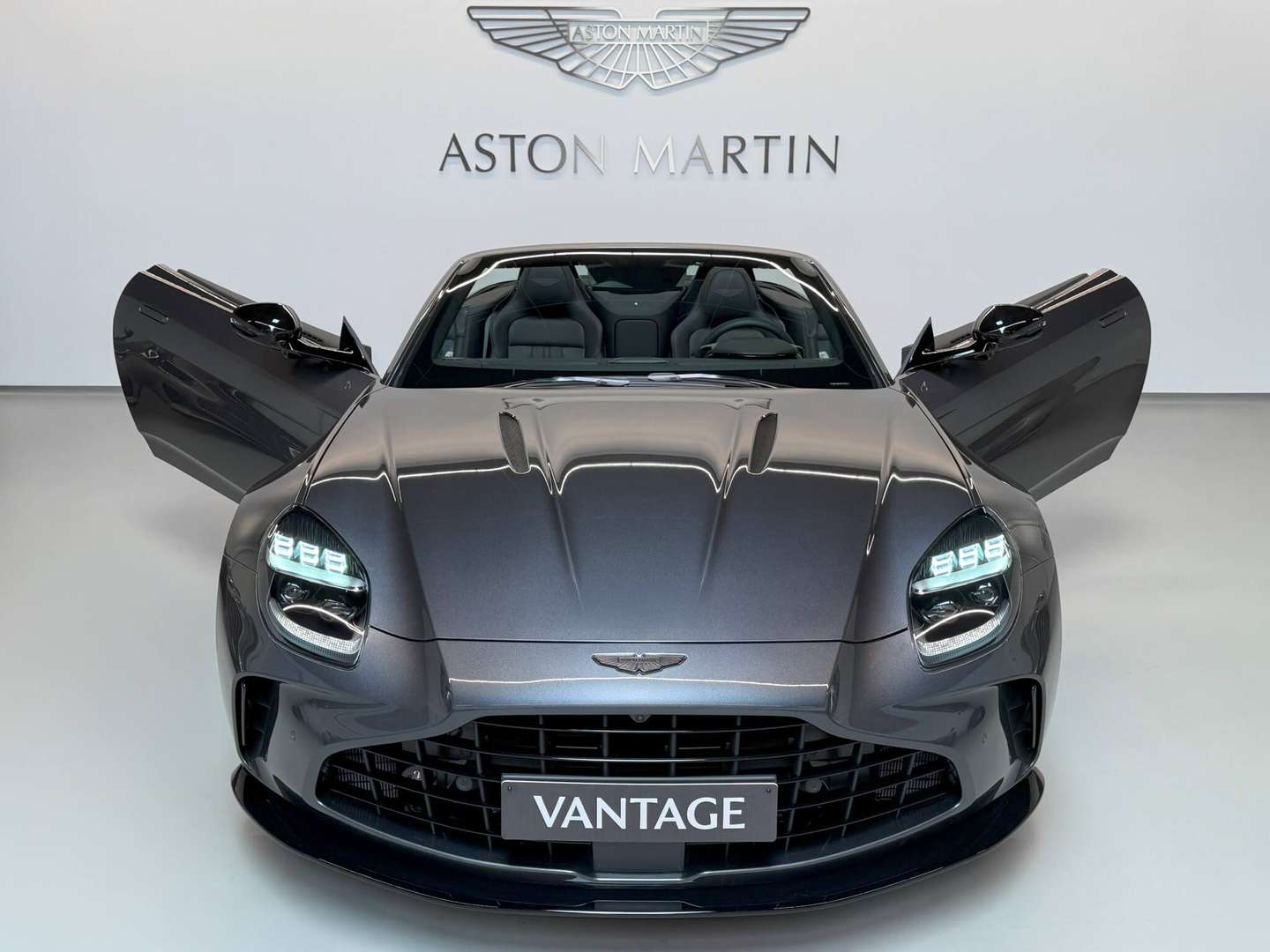 Aston Martin Vantage Roadster Non Identifiée -  - Joinsteer - #4