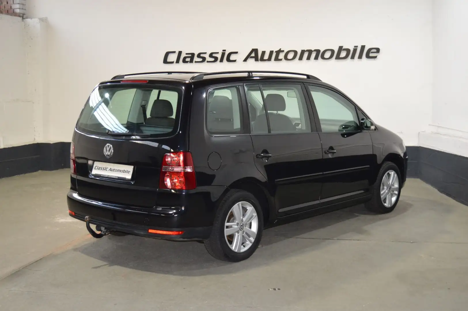 Volkswagen Touran Trendline 1.9 TDI *AHK*Navi* Schwarz - 2