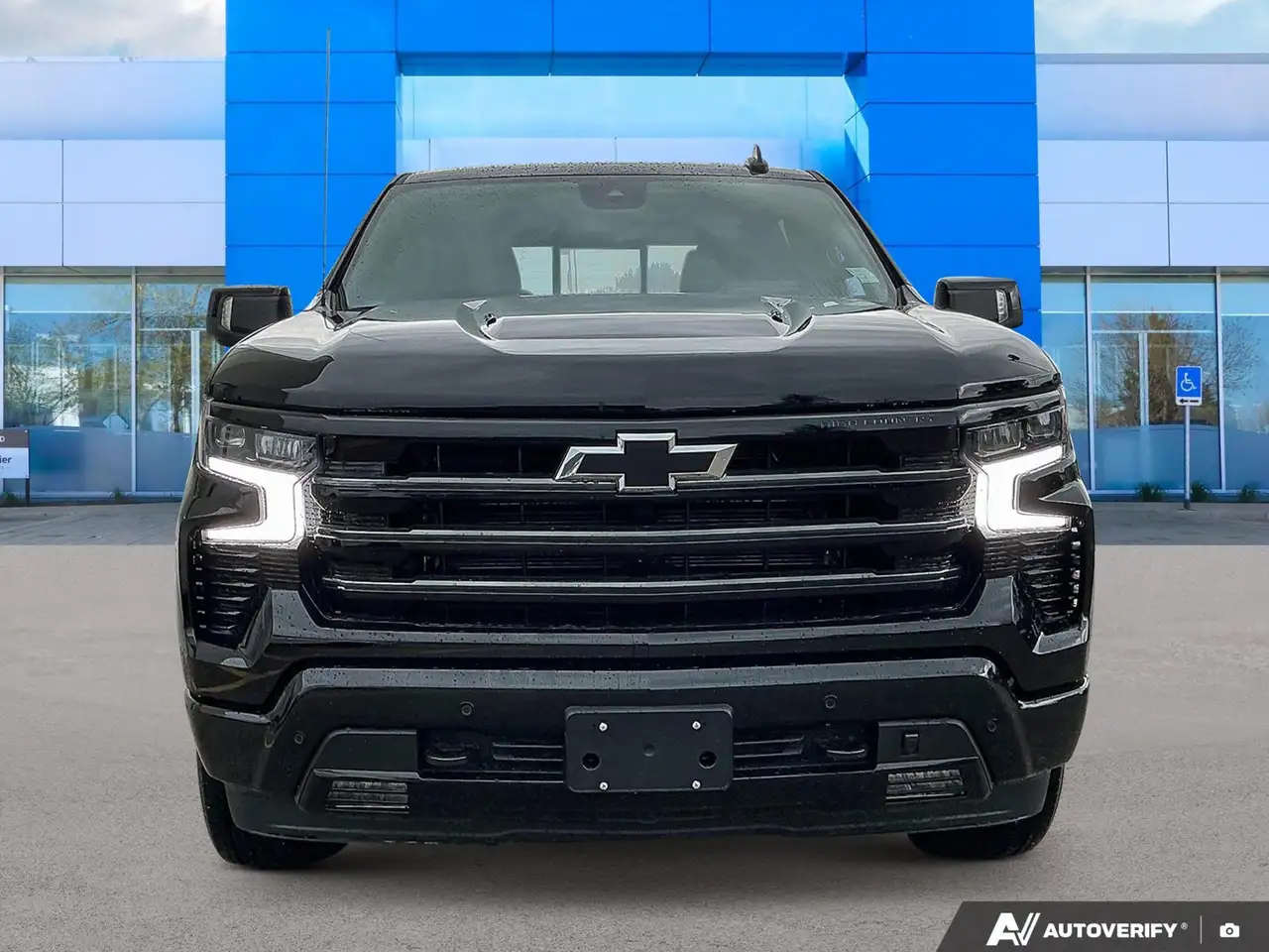 Chevrolet Silverado 1500 photo Chevrolet Silverado 1500