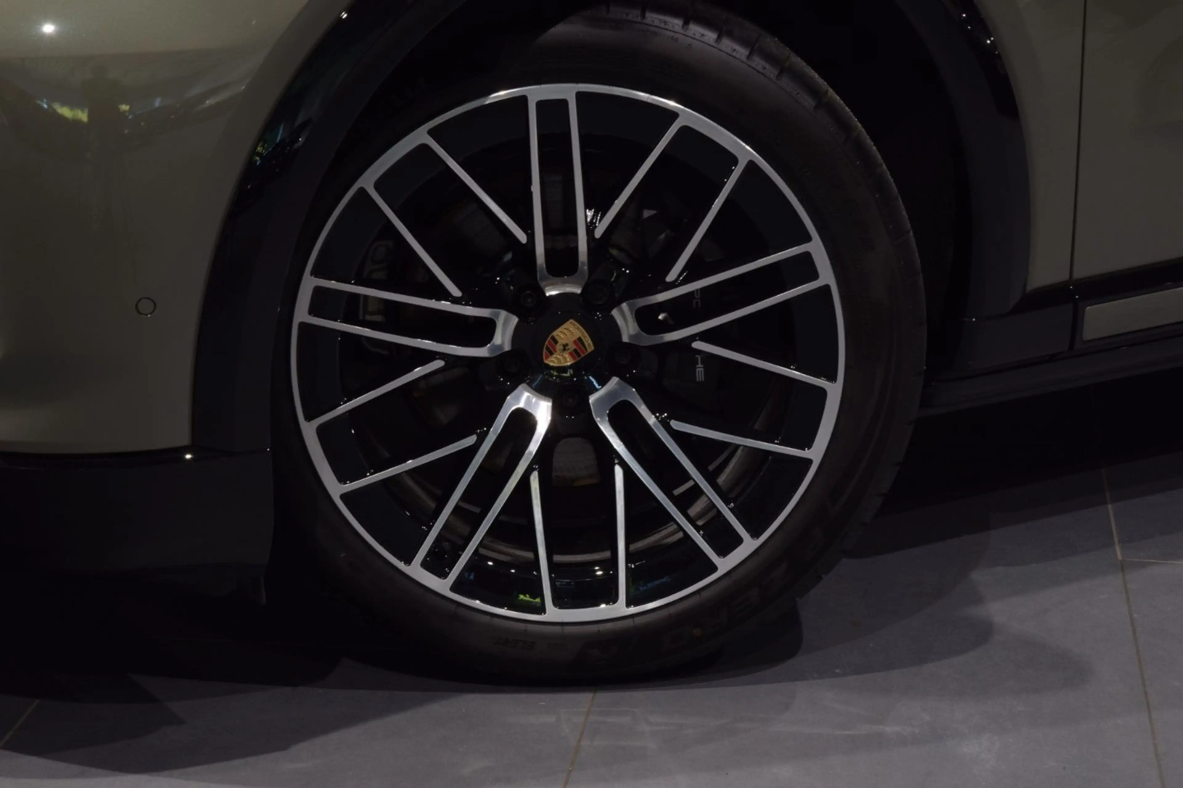 Porsche Cayenne Electric Coupé*HA-Lenk*SportDesign*NEU — photo 5