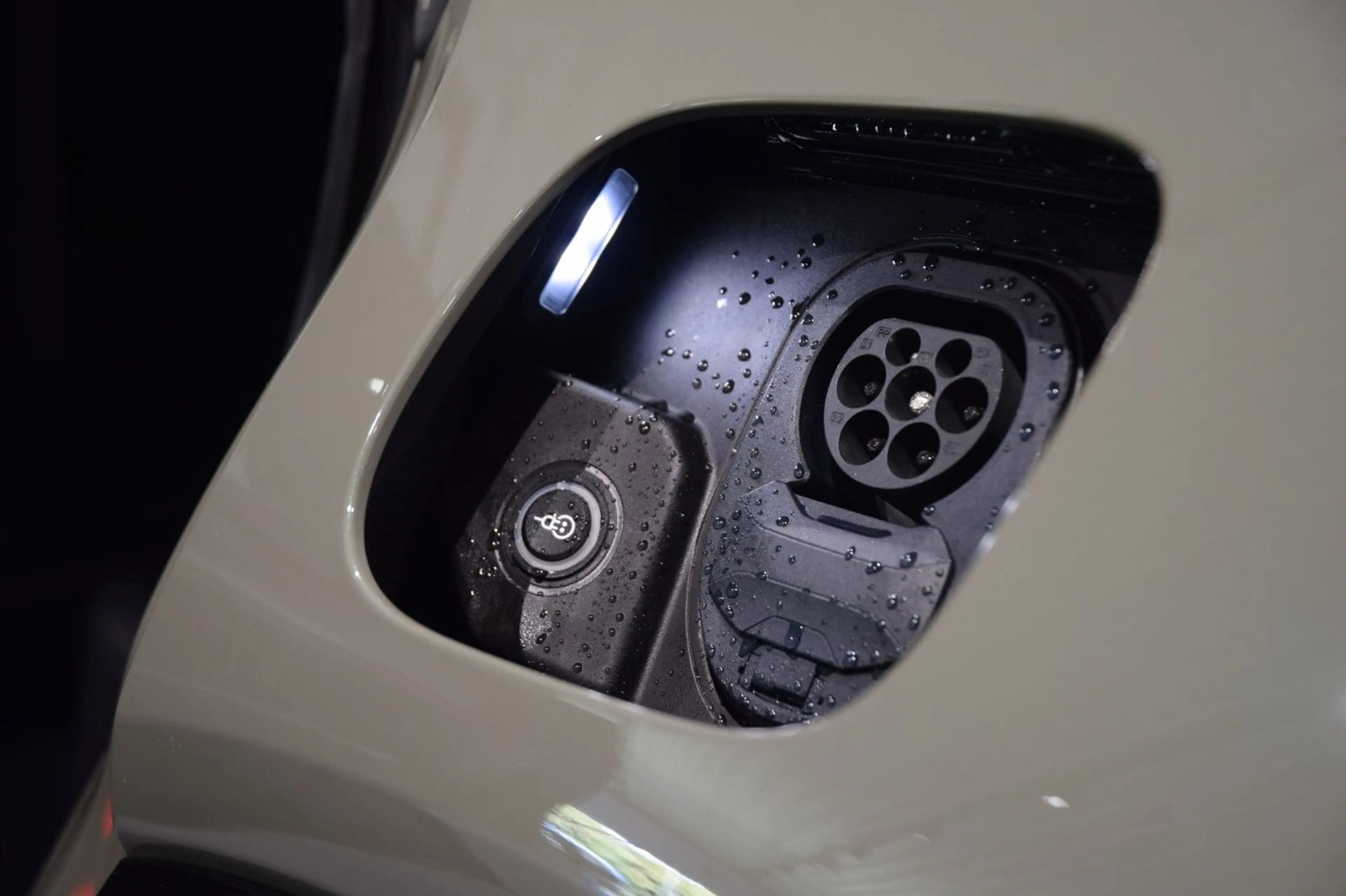 Porsche Cayenne Electric Coupé*HA-Lenk*SportDesign*NEU — photo 20