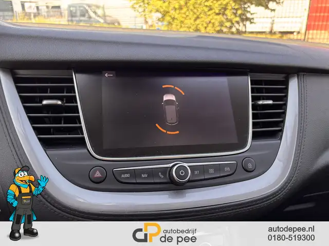 Opel Grandland X view 12