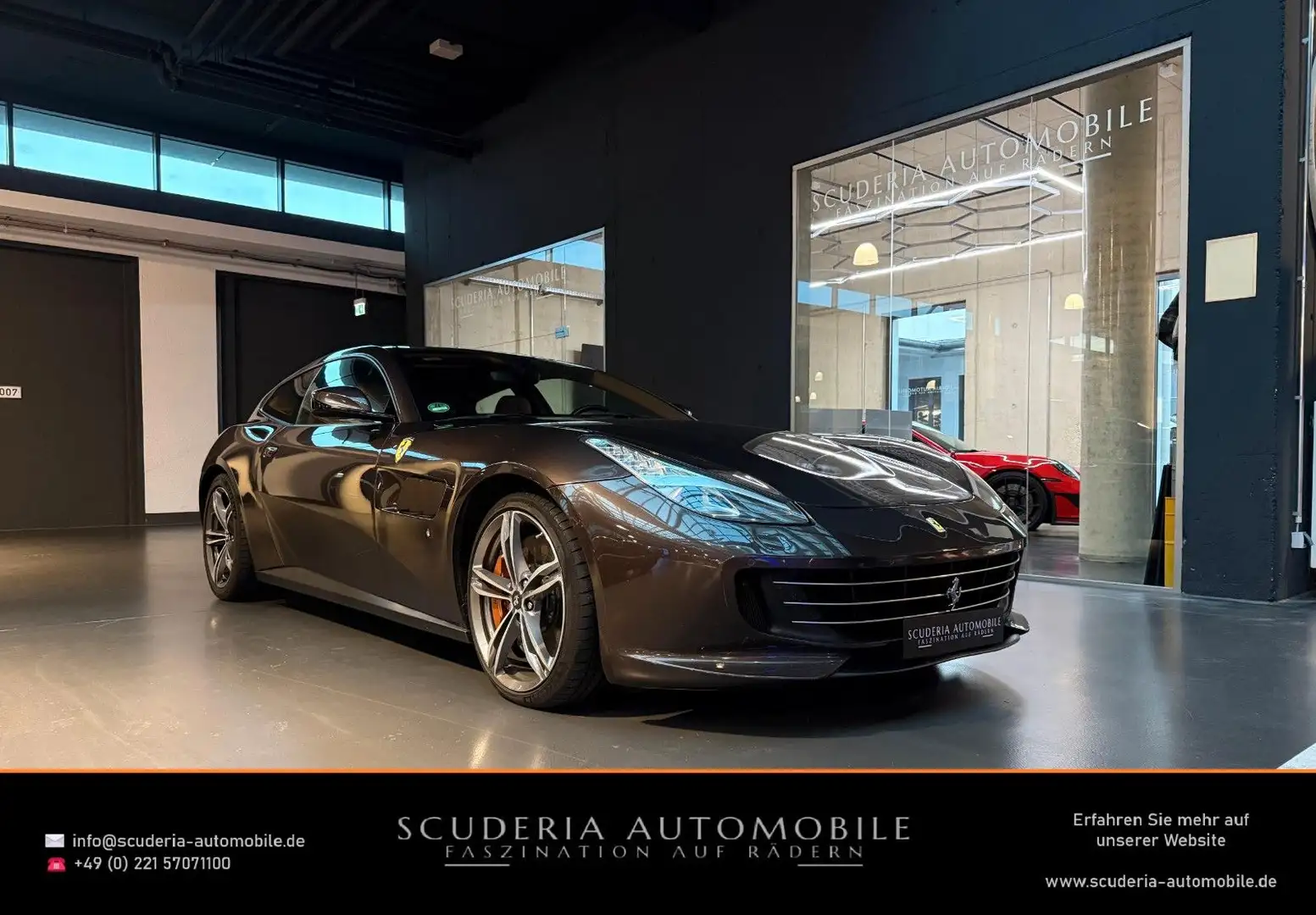 Ferrari GTC4 Lusso 6.3 V12 LIFT/PASS.DISPLAY/PANO Kahverengi - 1