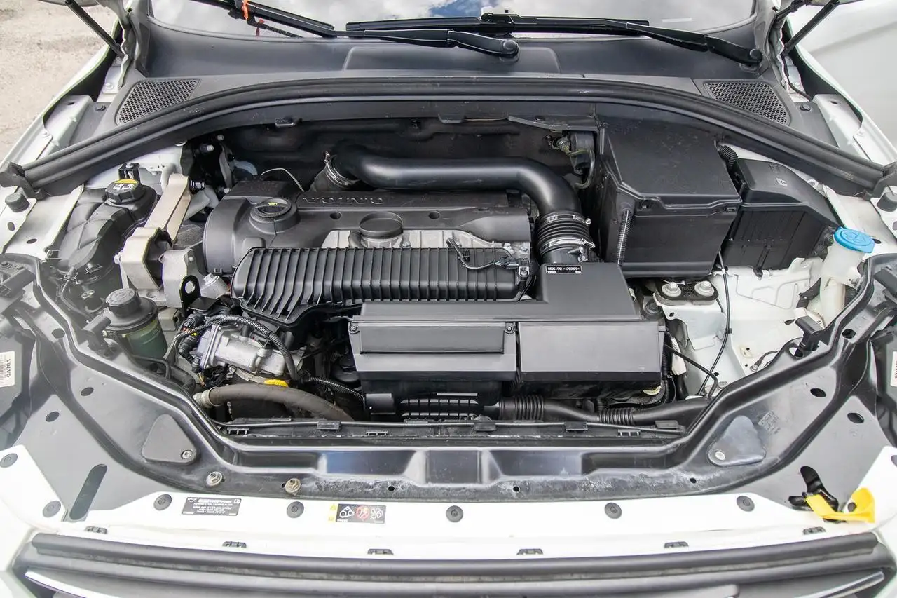 Volvo XC60 снимка Volvo XC60