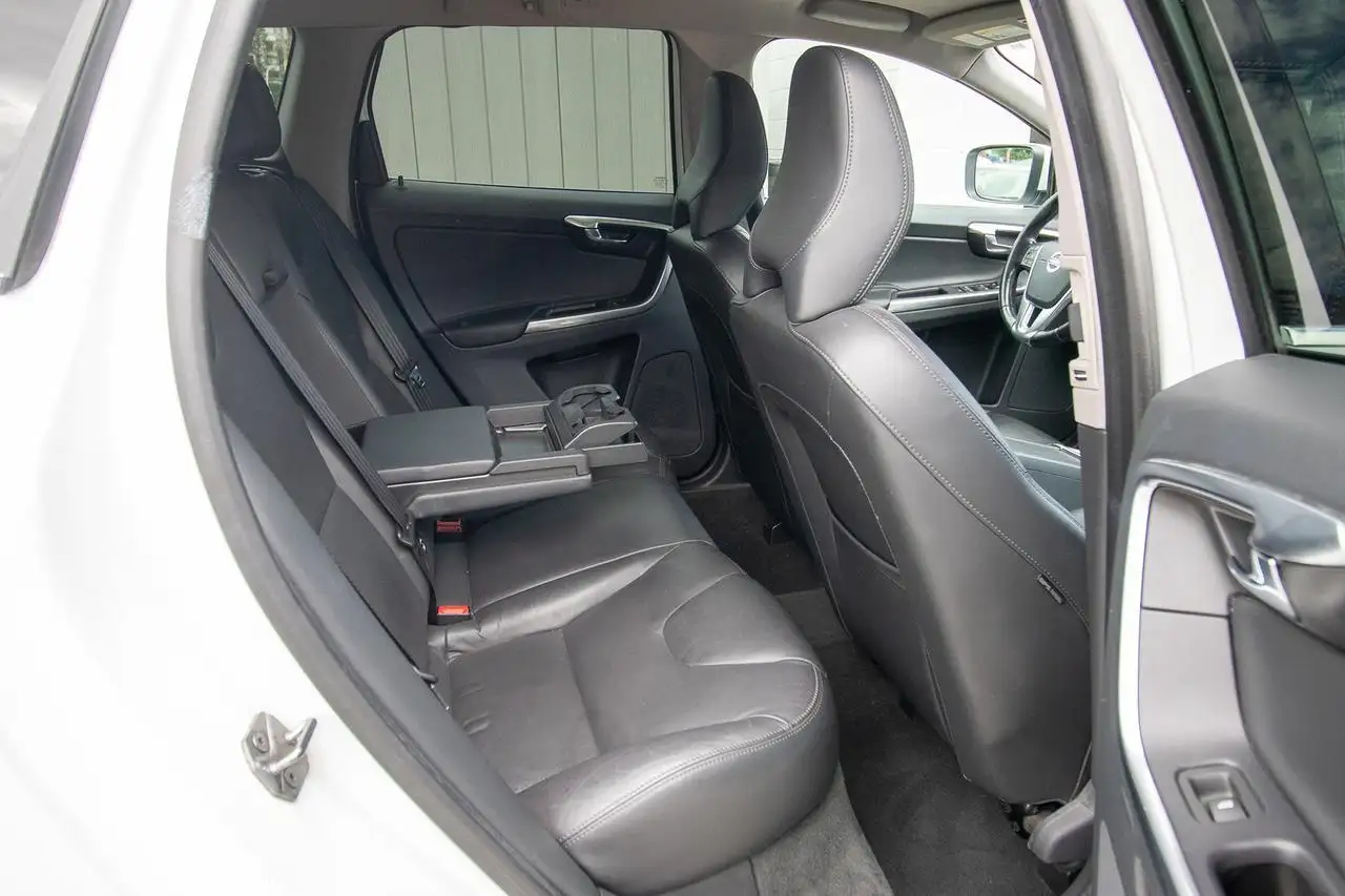 Volvo XC60 снимка Volvo XC60