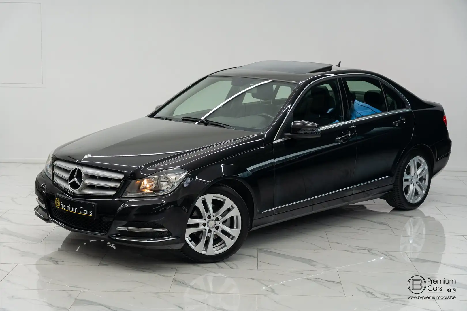 Mercedes-Benz C 180 BE Avantgarde Start/Stop! Panorama dak! Garantie!e Zwart - 2