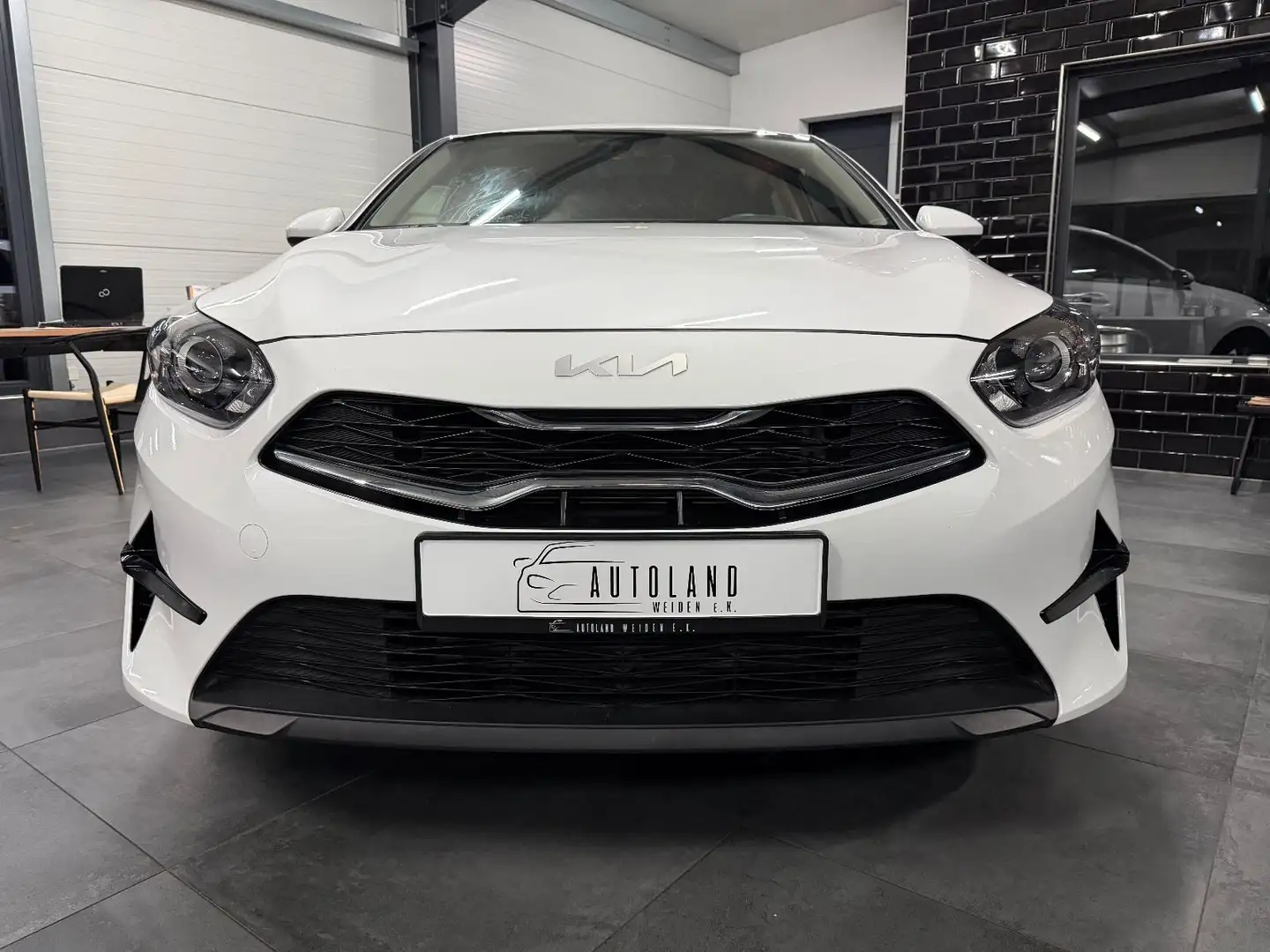 Kia Ceed / cee'd Weiß - 2