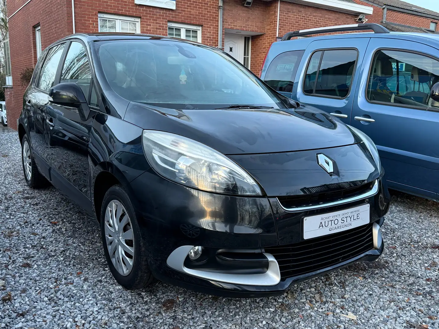 Renault Scenic 1.6i*GARANTIE* 36.000KMS * CAR-PASS *À SAISIR * Noir - 1
