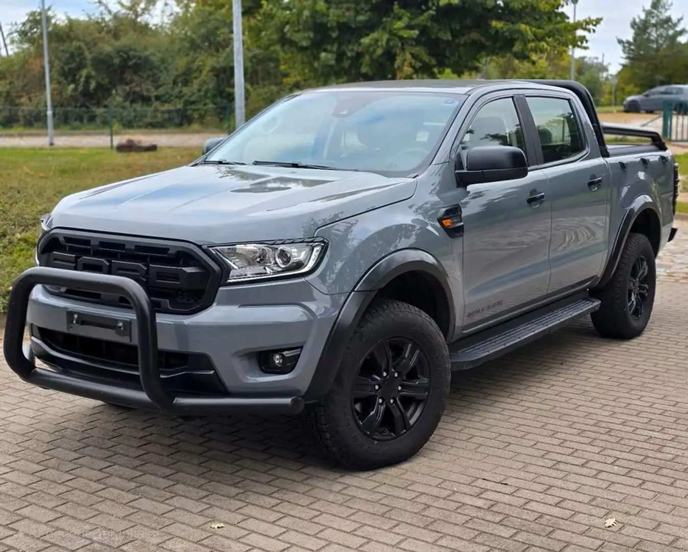 Ford Ranger Raptor AAL001499 Grau - 2