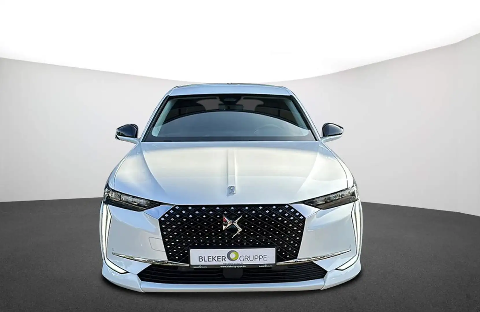 DS Automobiles DS 4 PureTech 130 Trocadero Blanc - 2