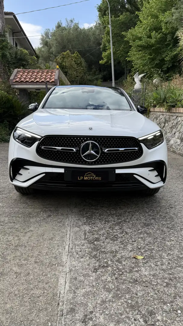 Mercedes-Benz GLC 220 Coupe d AMG Line Premium Plus 4matic auto - 2