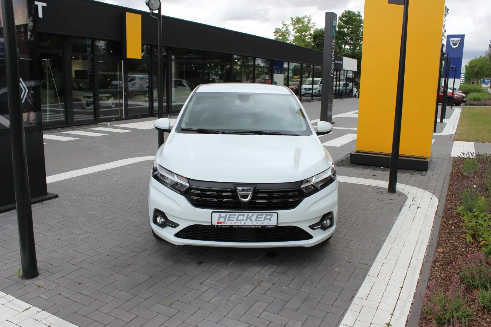 Dacia Logan Limousine 1.0 TCe 90 EU6d Comfort*Automatik* Белый - 2