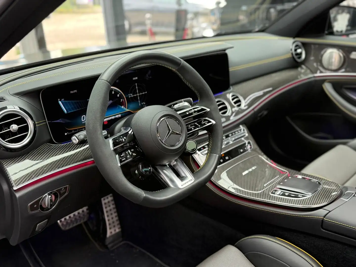 Mercedes-Benz E 63 AMG E E 63 S AMG 4Matic+ Final Edition Pano/360°/HUD Grau - 2