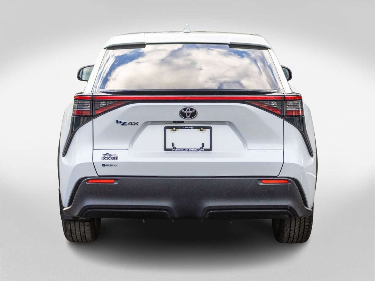 2025 Toyota bZ4X LE **JAMAIS ACCIDENTÉ+CAMÉRA+CARPLAY** ** DÉMARRAG — снимка 1