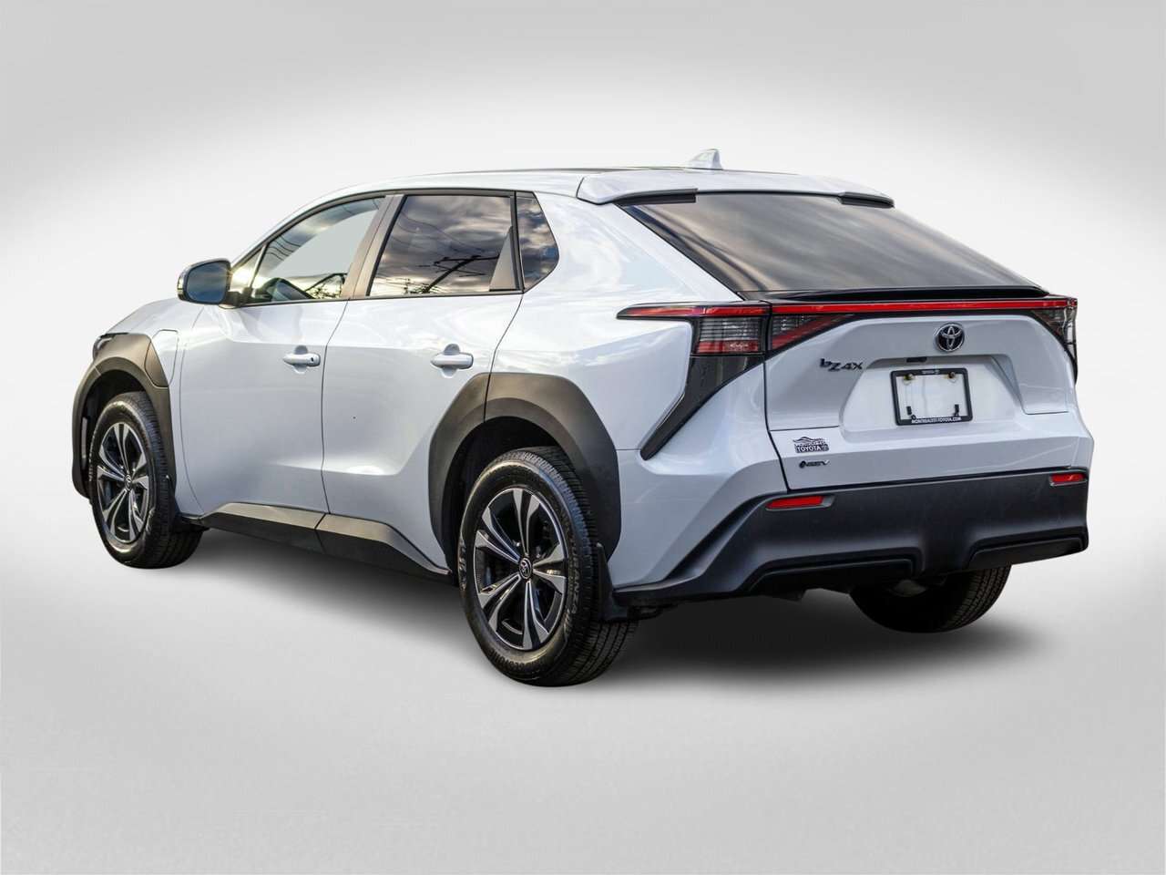 2025 Toyota bZ4X LE **JAMAIS ACCIDENTÉ+CAMÉRA+CARPLAY** ** DÉMARRAG — снимка 1