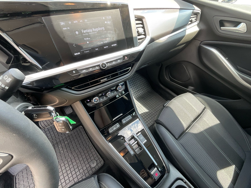 Opel Grandland 1.2 Turbo GS Line wenig KM Automatik — photo 13